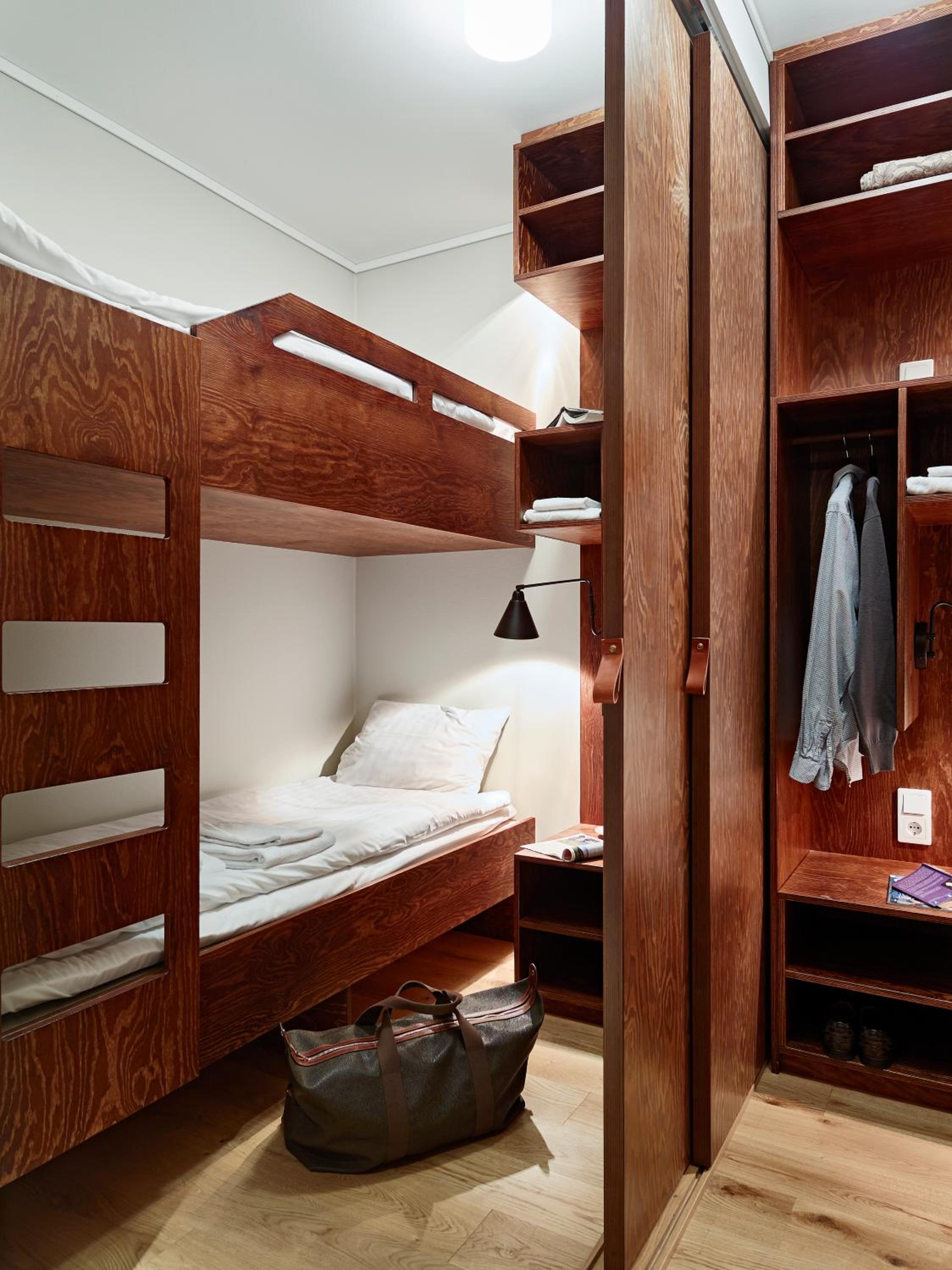 Suite - Photo 5