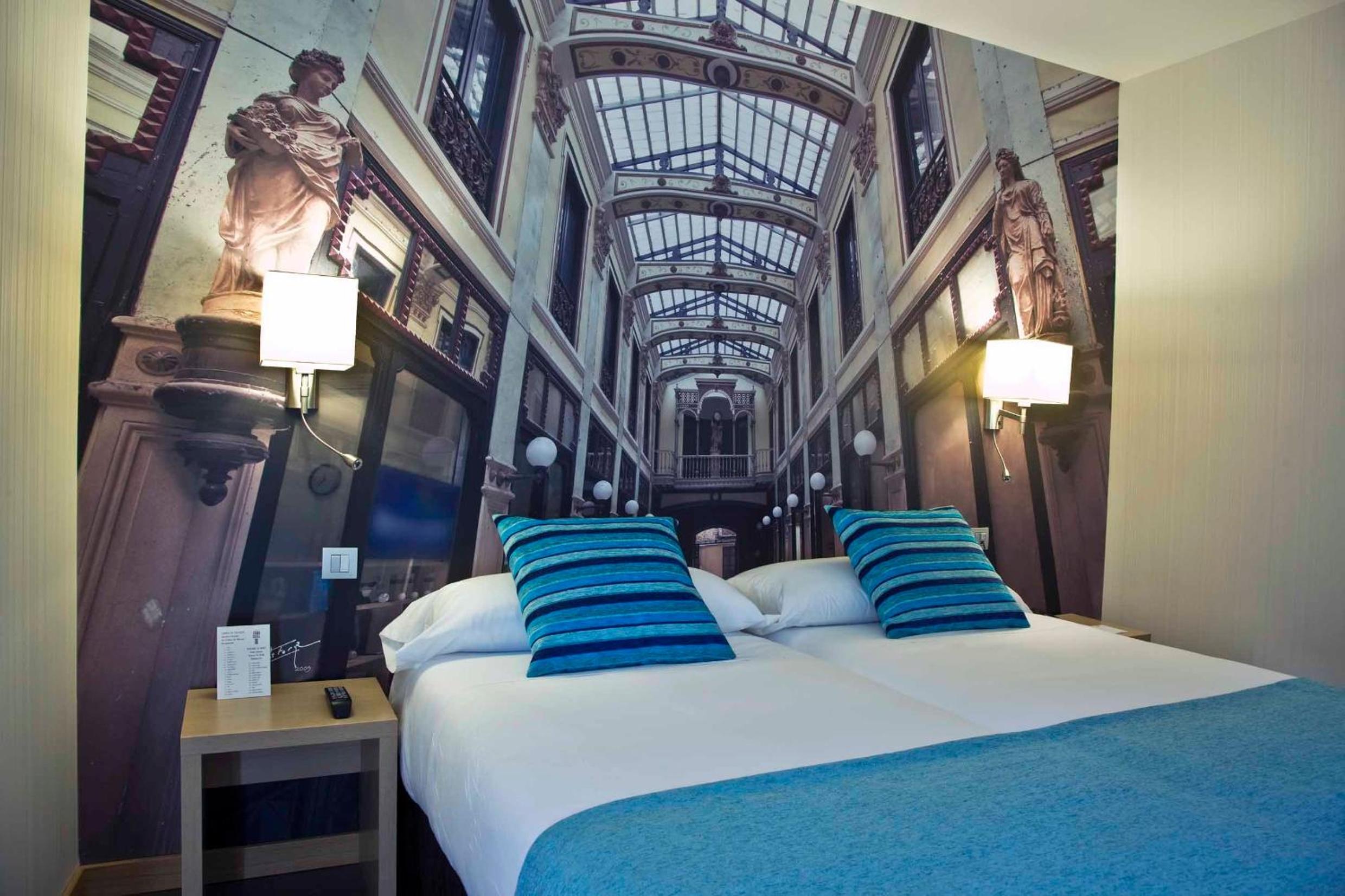 Standard Double Or Twin Room photo 3