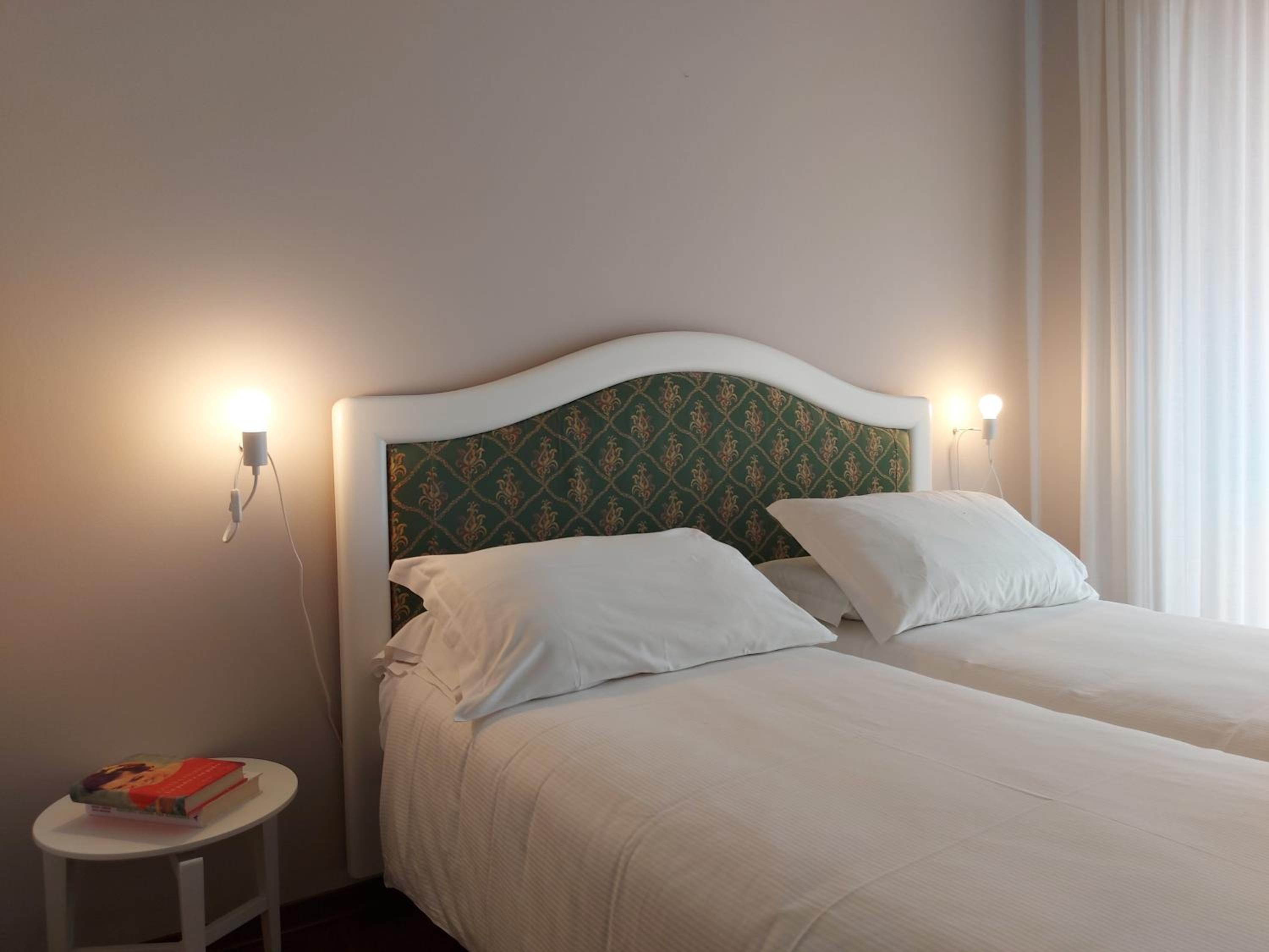 Two-Bedroom Apartment - Photo 14
