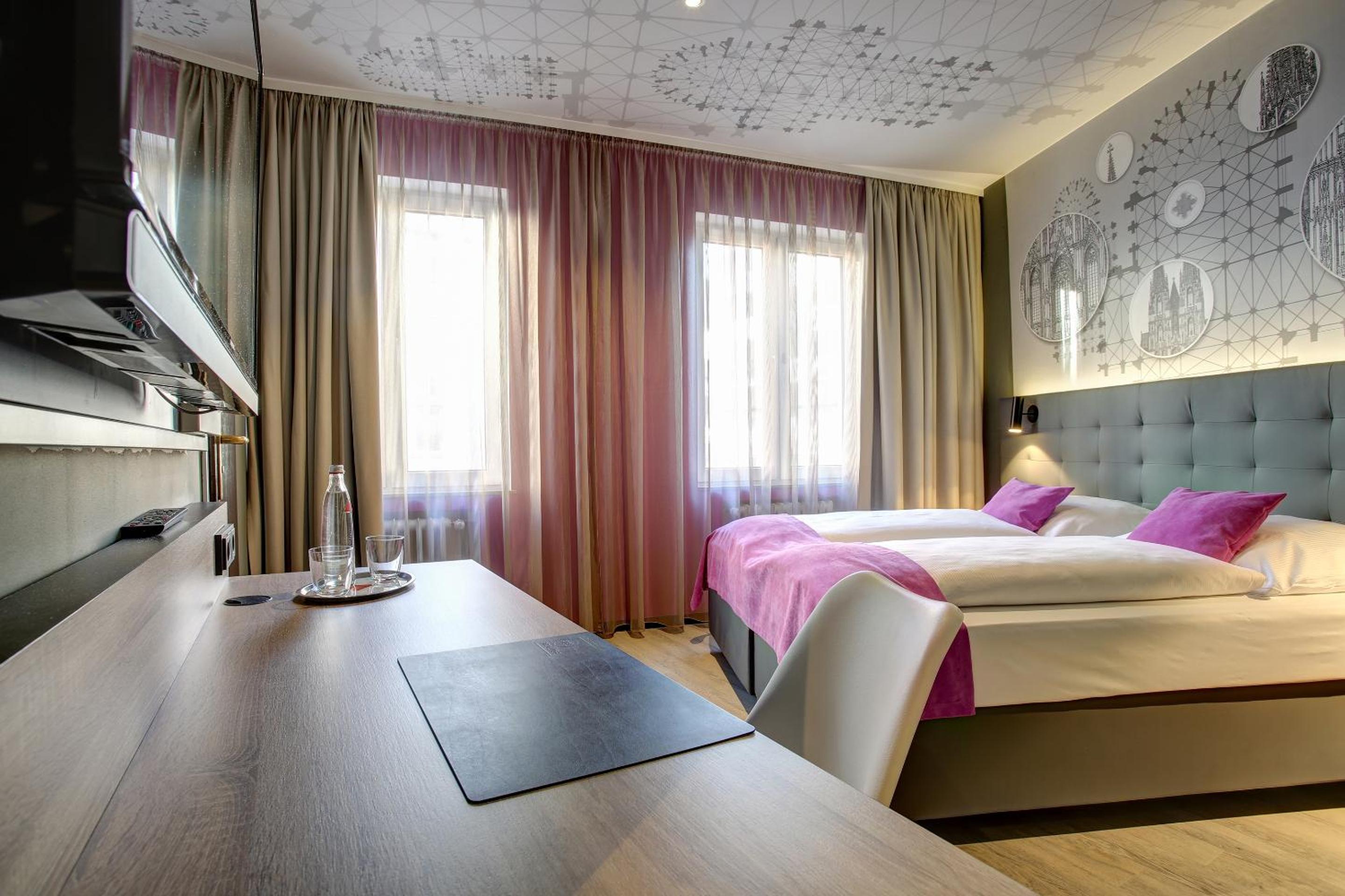 Standard Room, 1 Double Bed - Photo 7