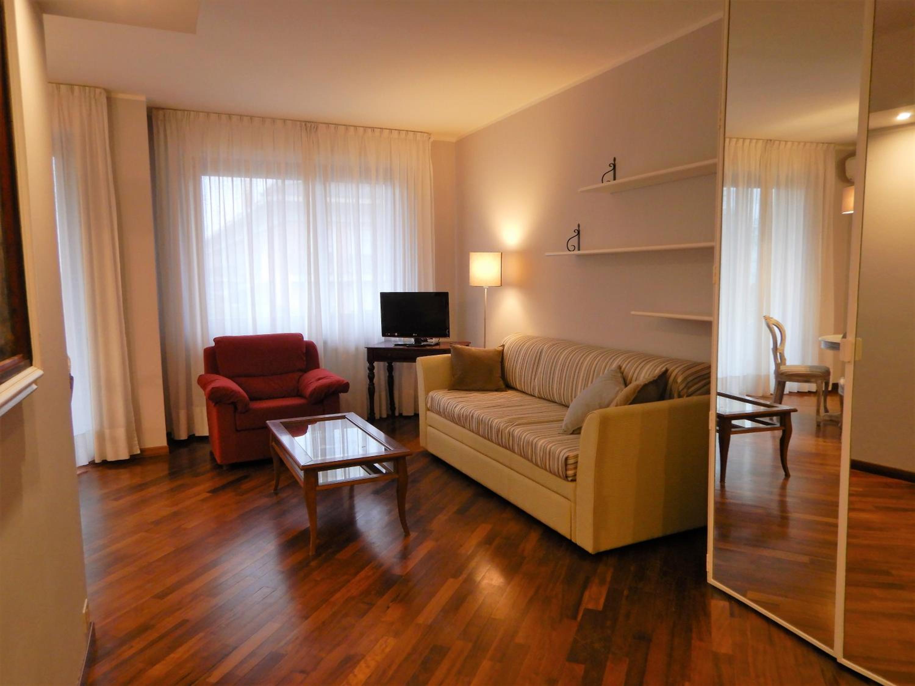 Two-Bedroom Apartment - Photo 15