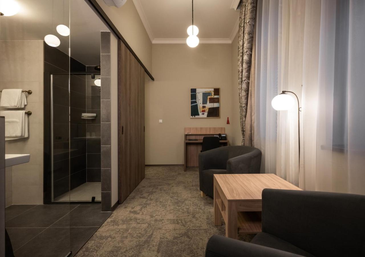 Executive Suite with Spa Access photo 2