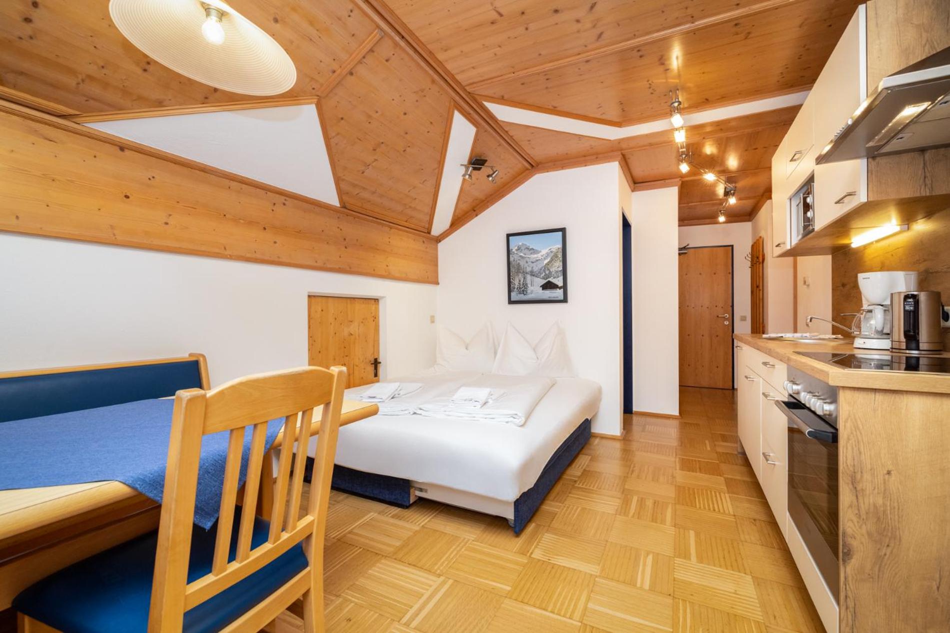 Two-Bedroom Apartment - Photo 2