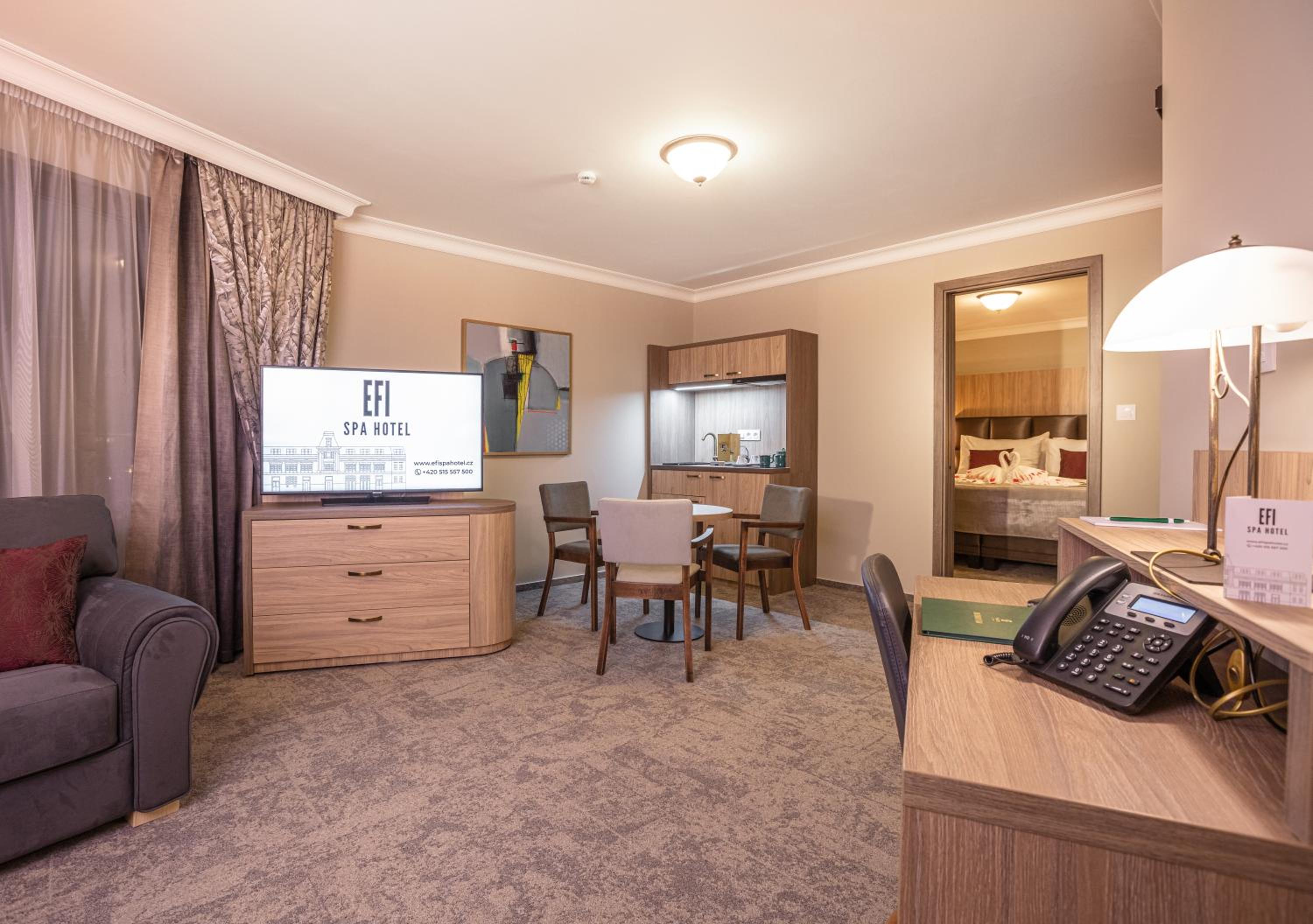 Deluxe Junior Suite with Balcony and Spa Access photo 1