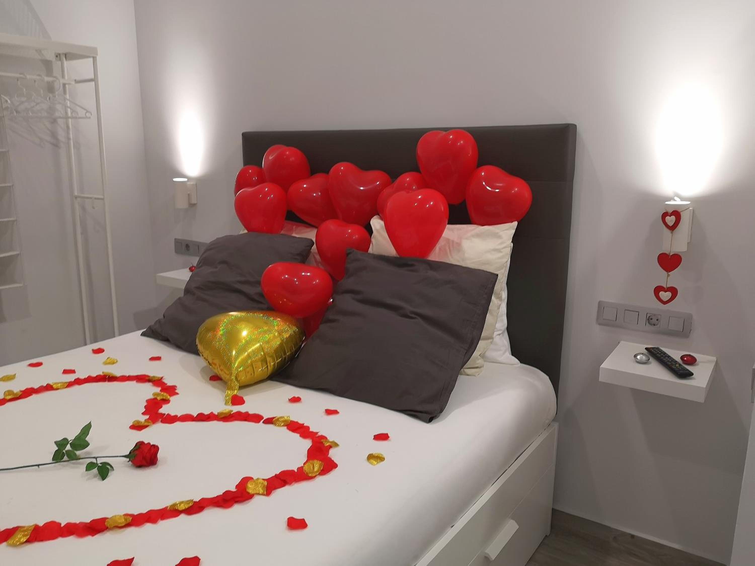 Deluxe Suite with Jacuzzi - Venus - Photo 41