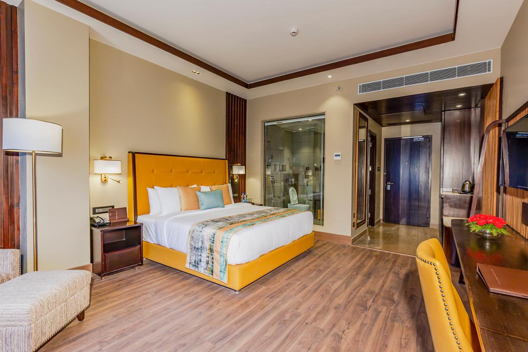 Deluxe King Room