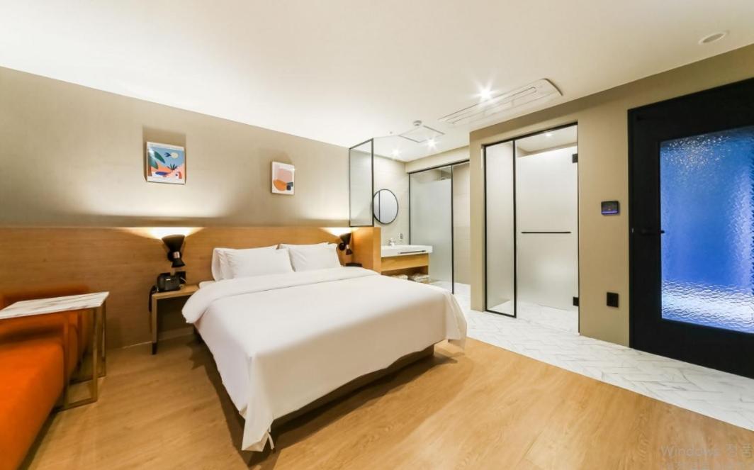 Deluxe Double Room - Photo 5