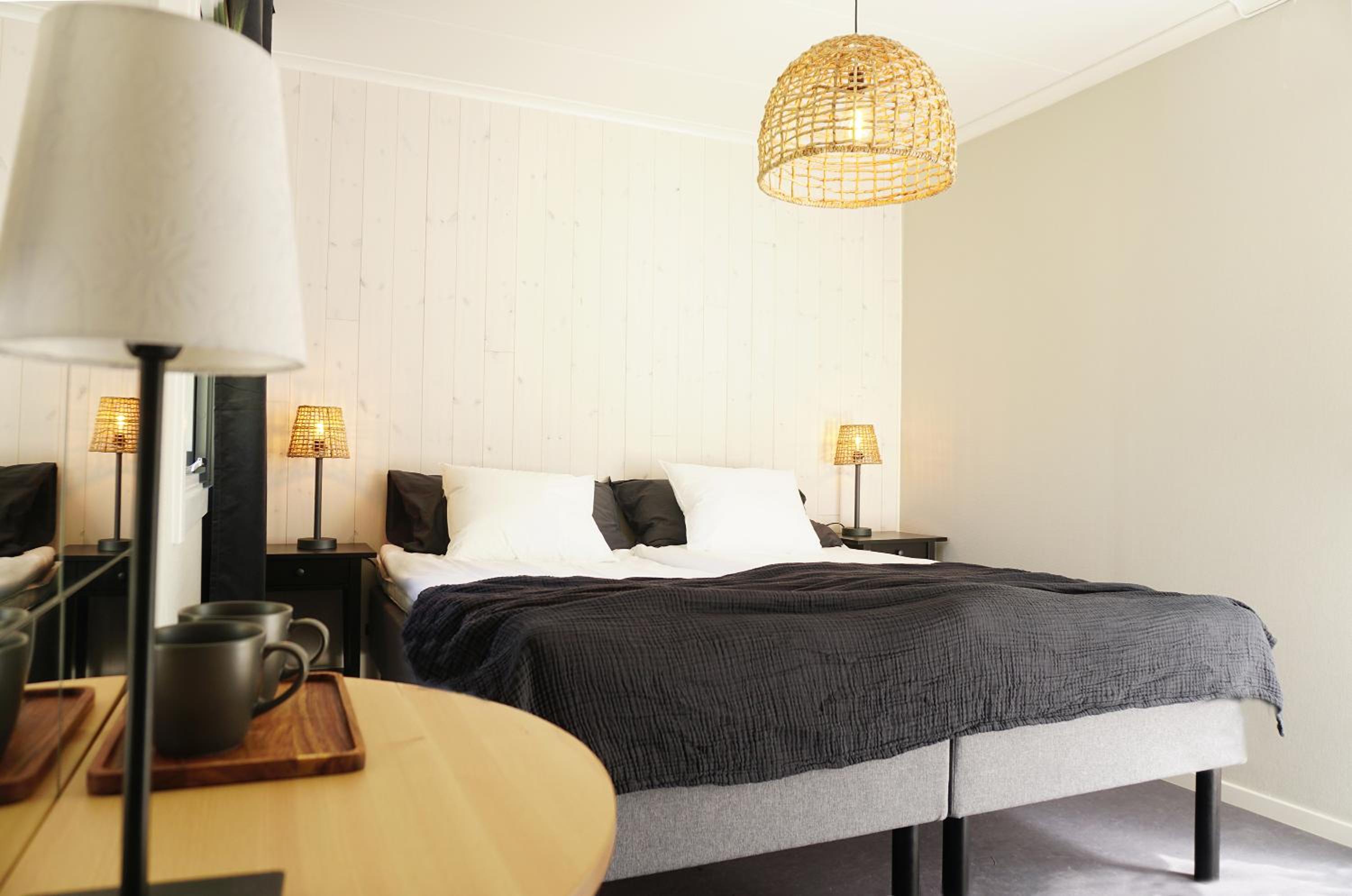 Standard Twin Room with limited Sea View photo 1