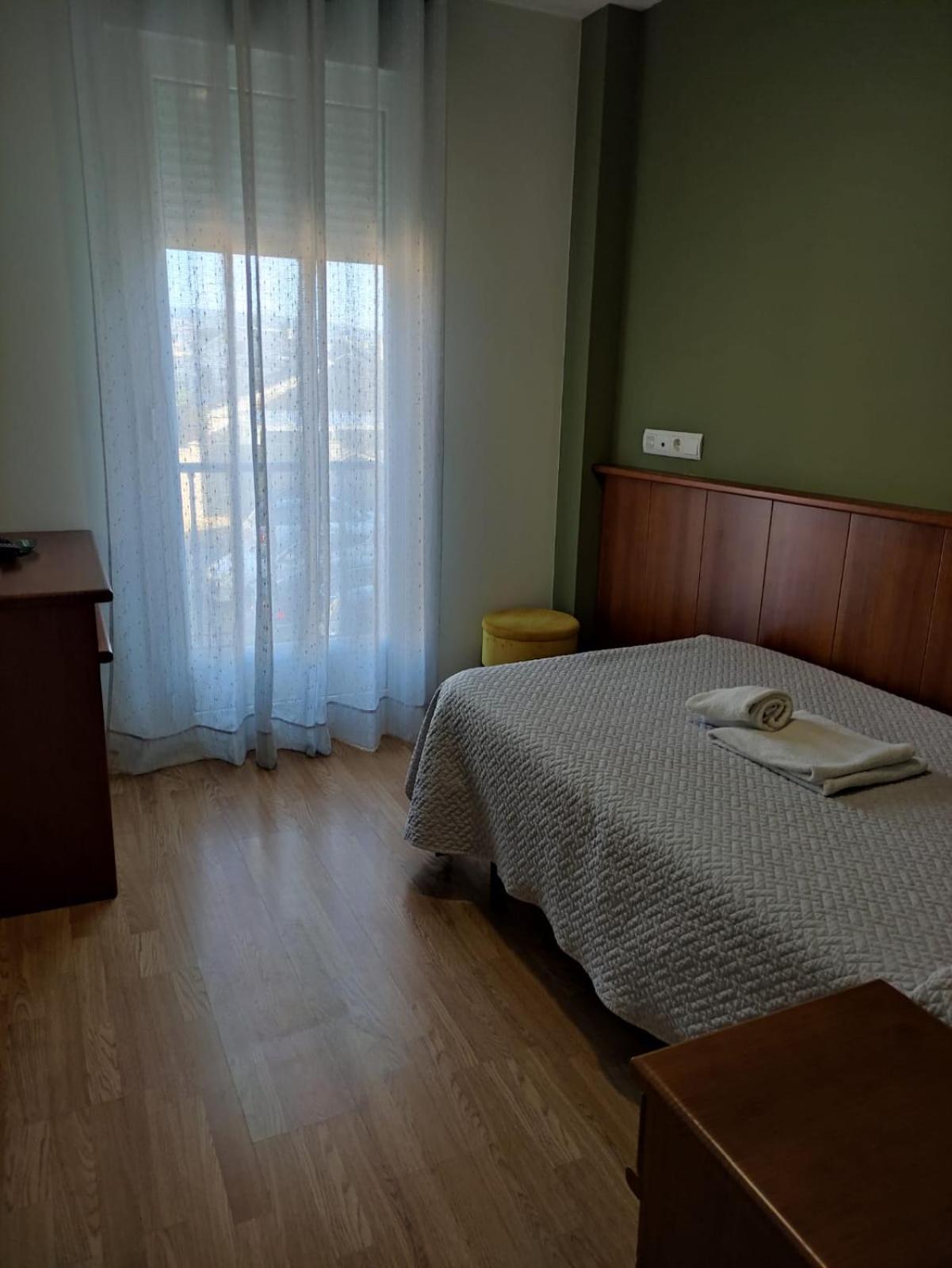 Habitación individual con baño privado