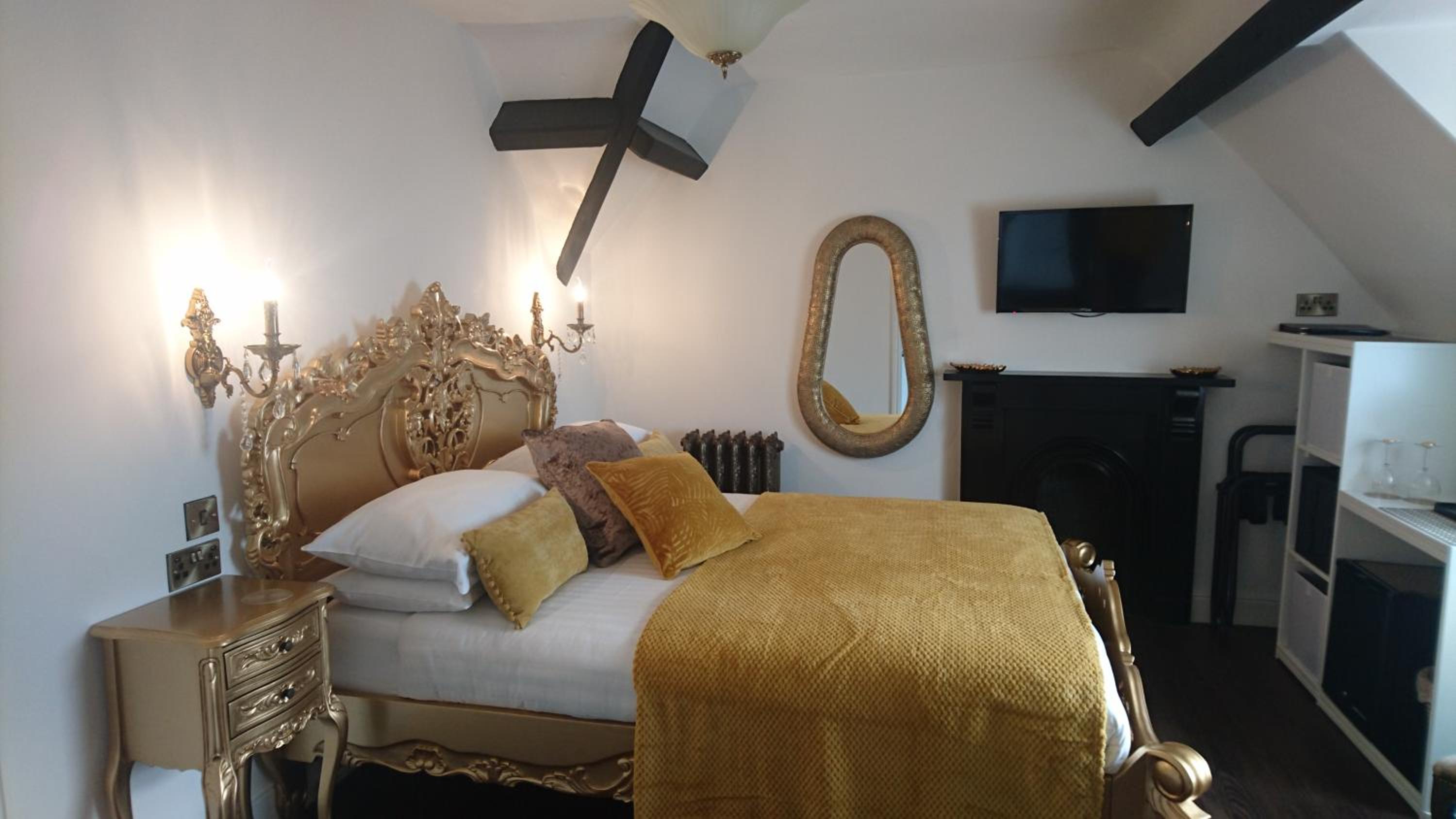 Superior King Room