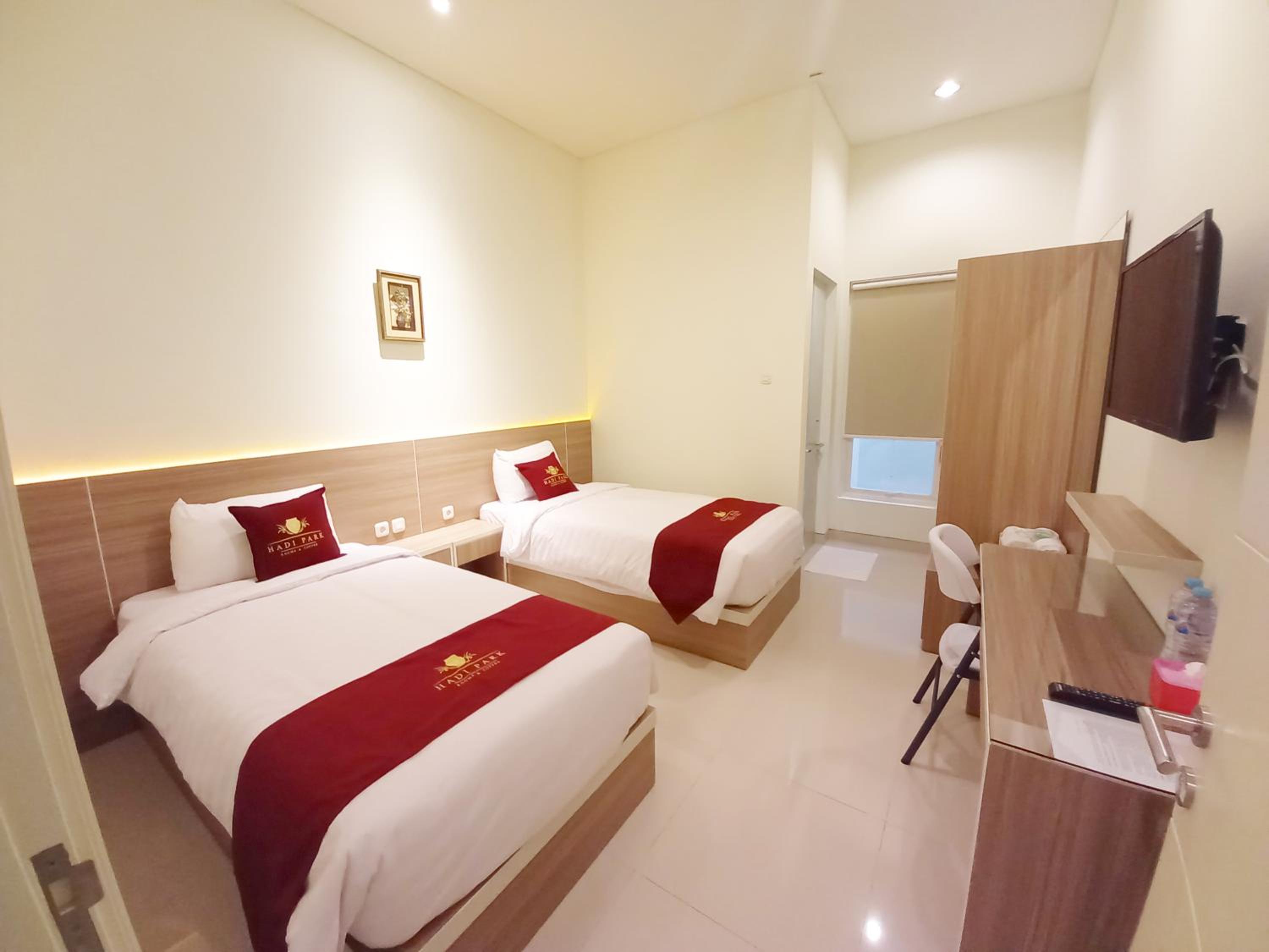 Standard Twin Room - Photo 5