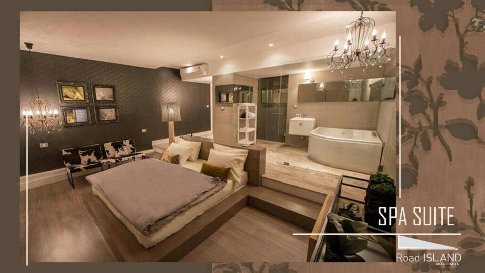 Spa Suite Sea View with Spa Tub
