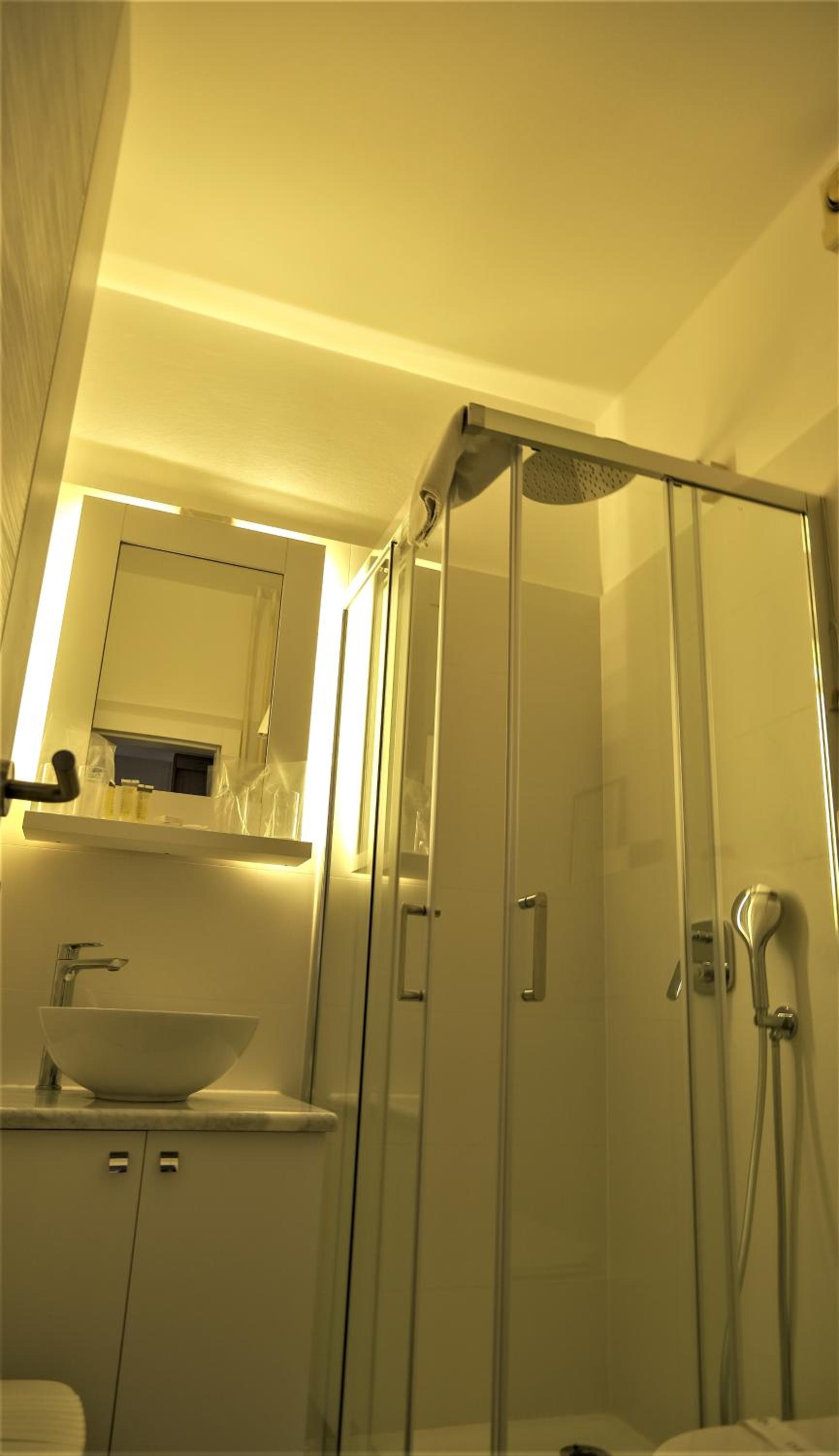 Double Room - Photo 3