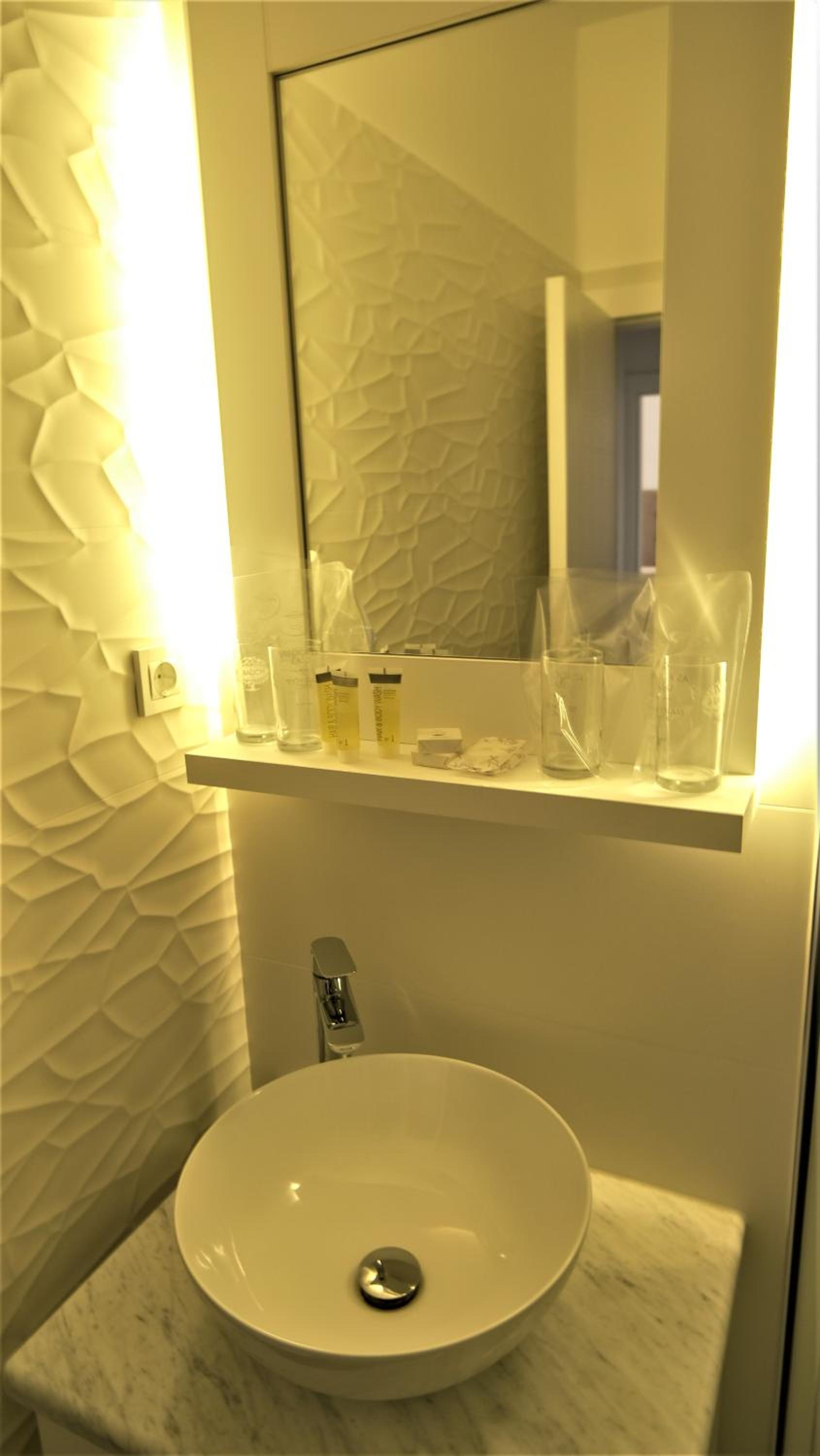 Double Room - Photo 22