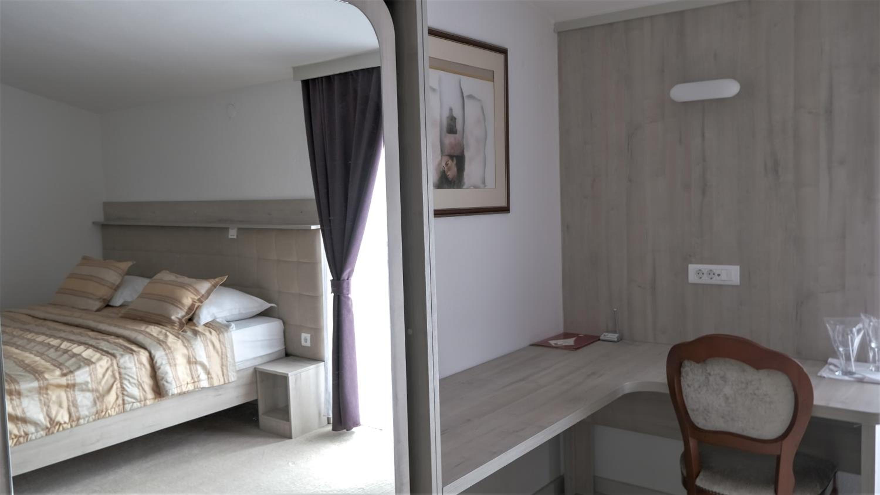 Double Room - Photo 26