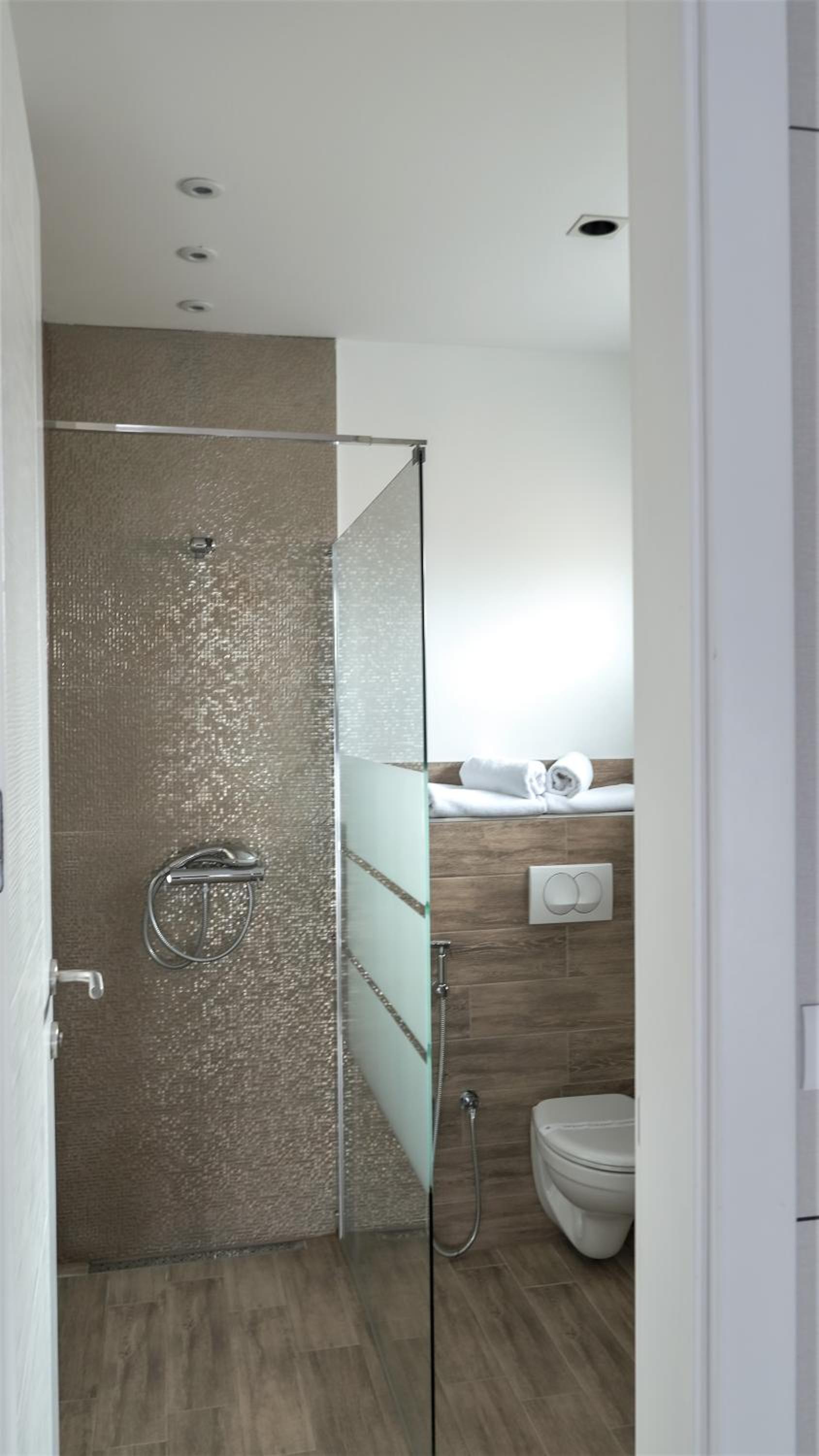 Double Room - Photo 25