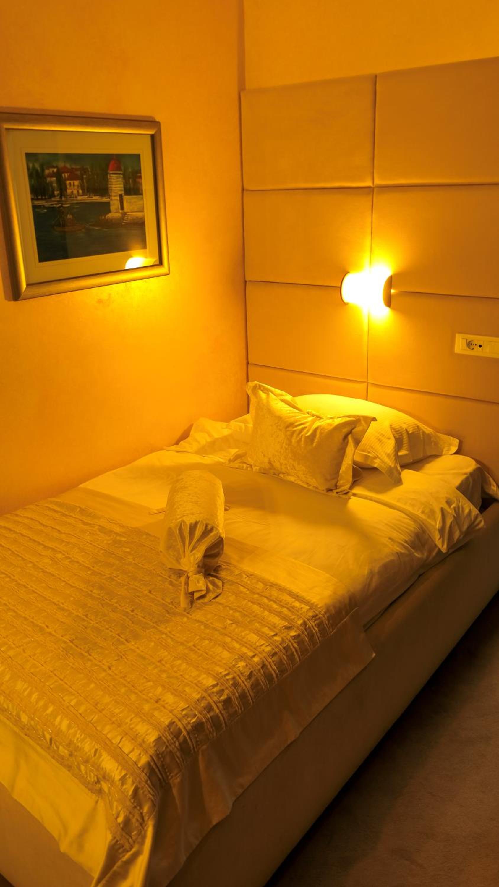 Single Room photo 3