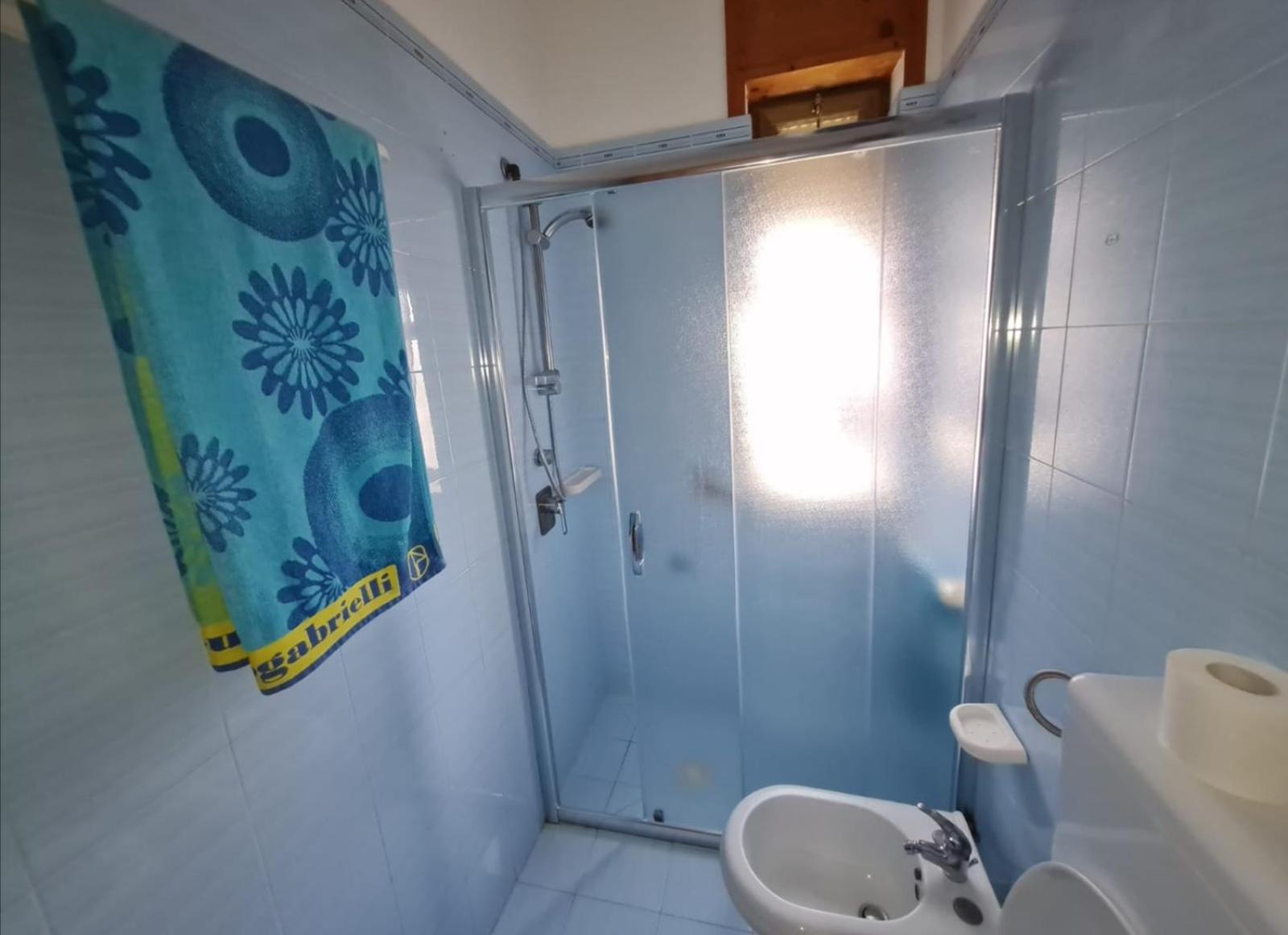 Two-Bedroom House - Photo 34
