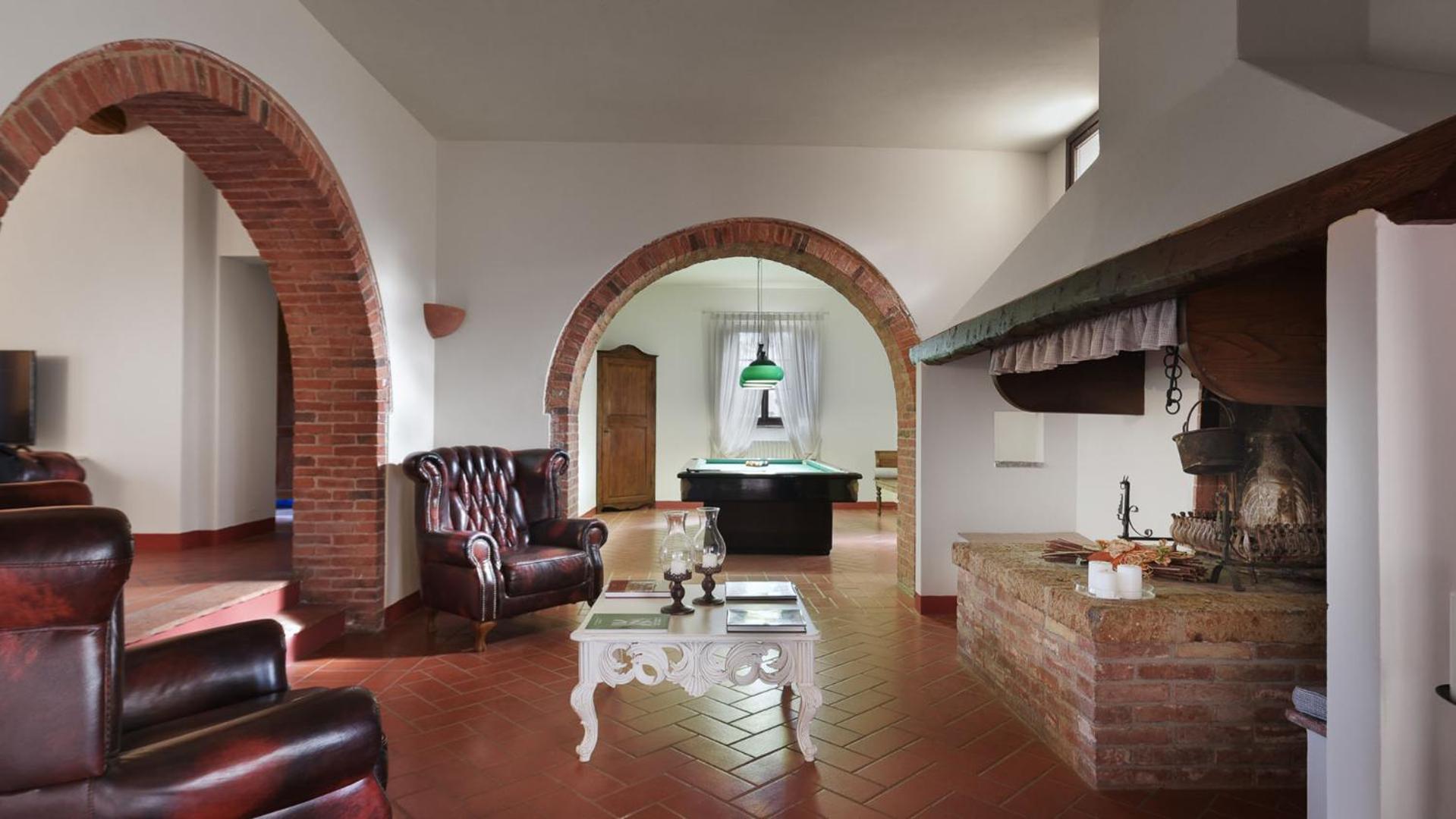 Villa photo 1