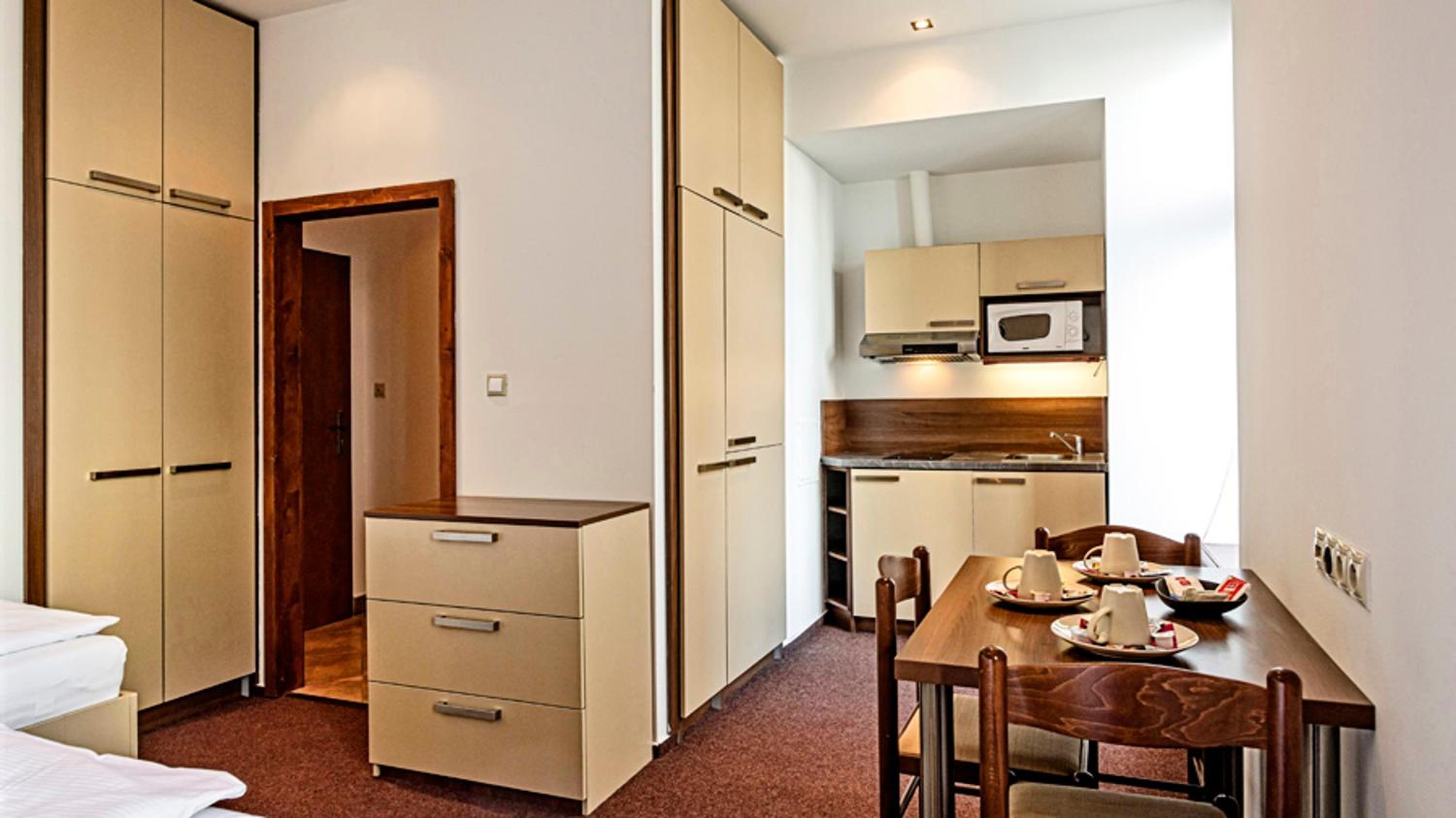 Business Double or Twin Room photo 2