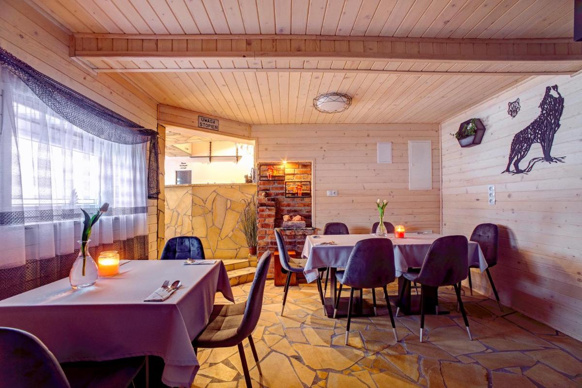 Apartment with Balcony - Photo 10