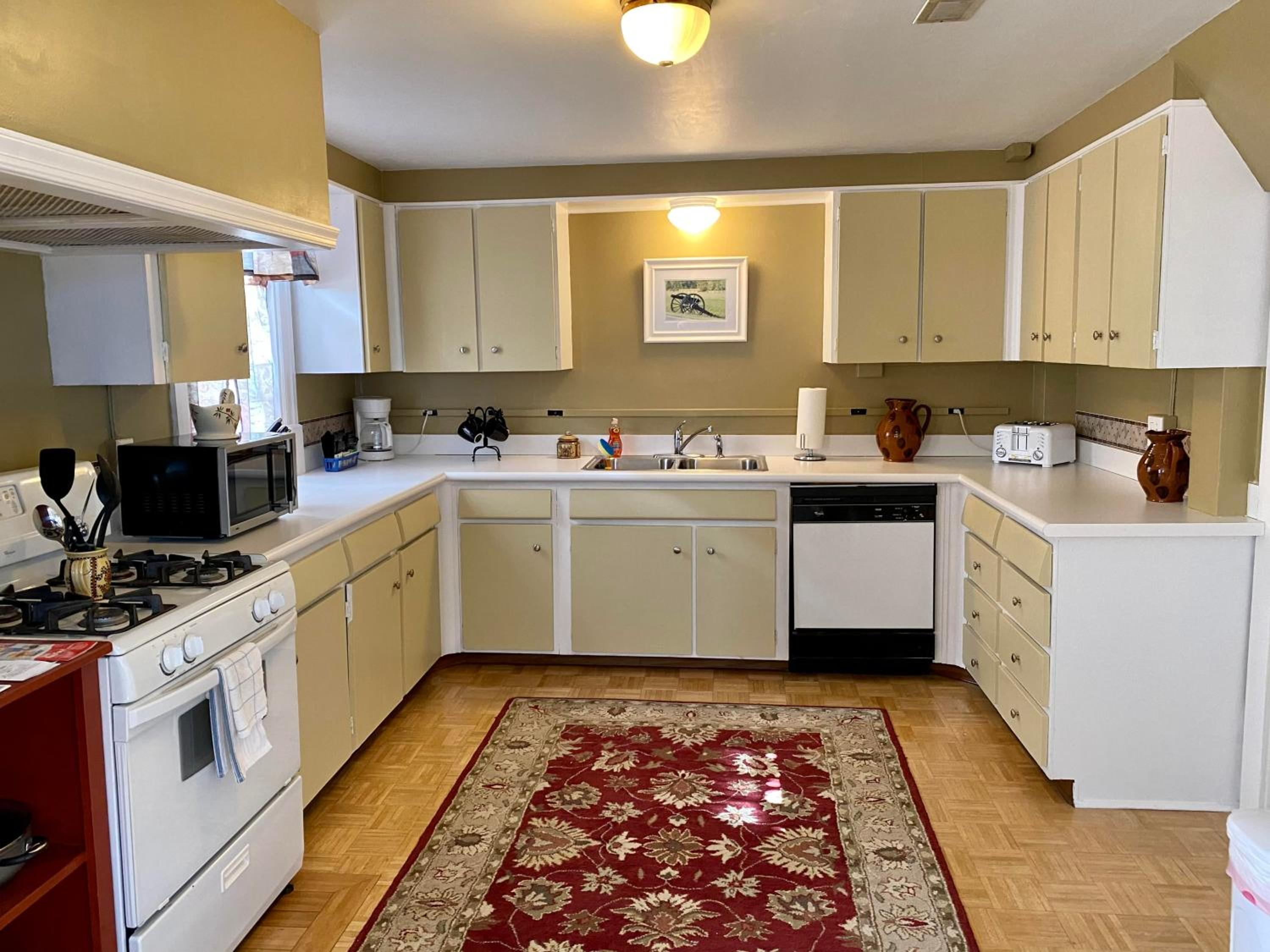 Sarah Danner Townhouse photo 2