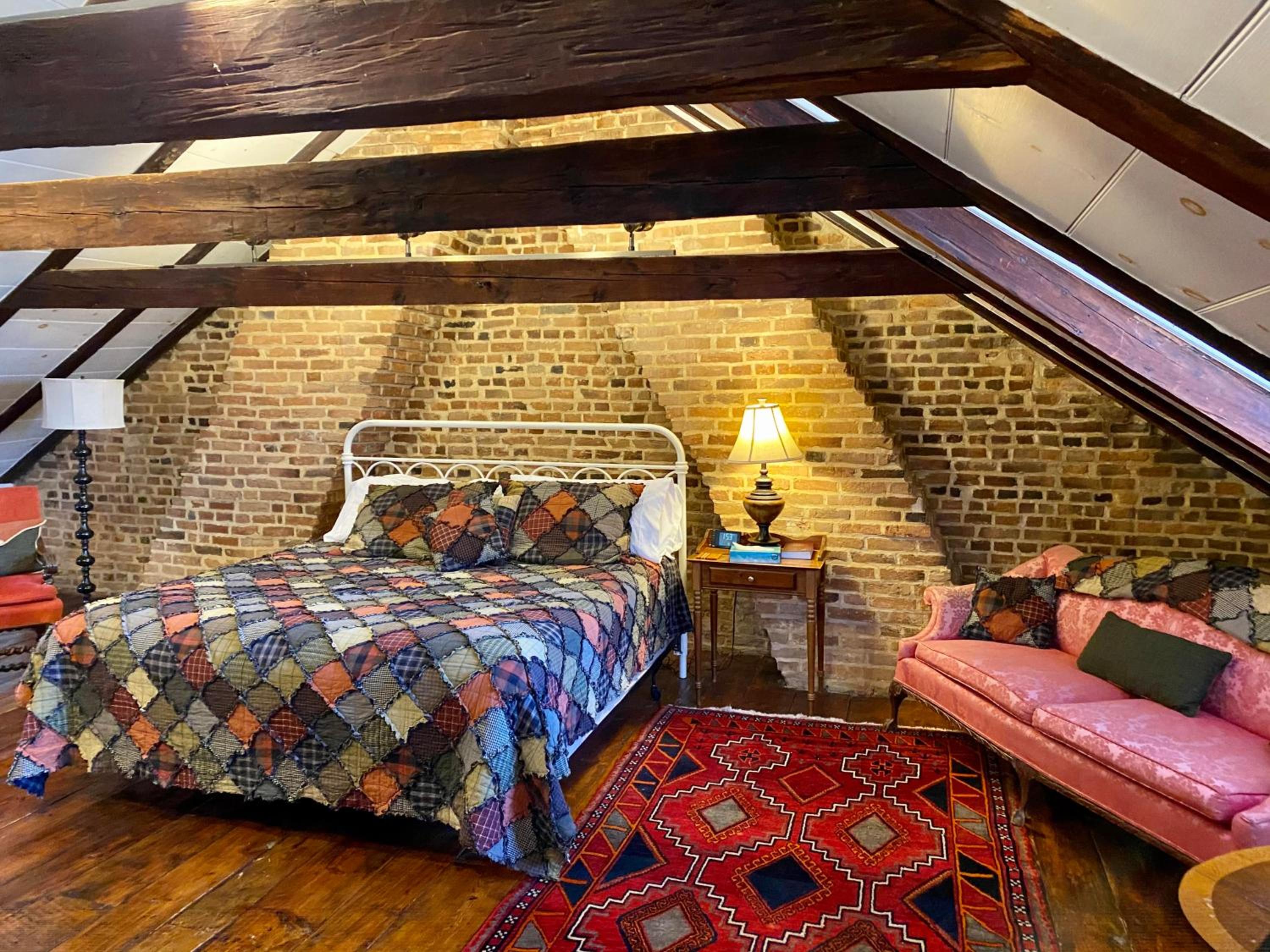 Annie Danner Suite (third floor)