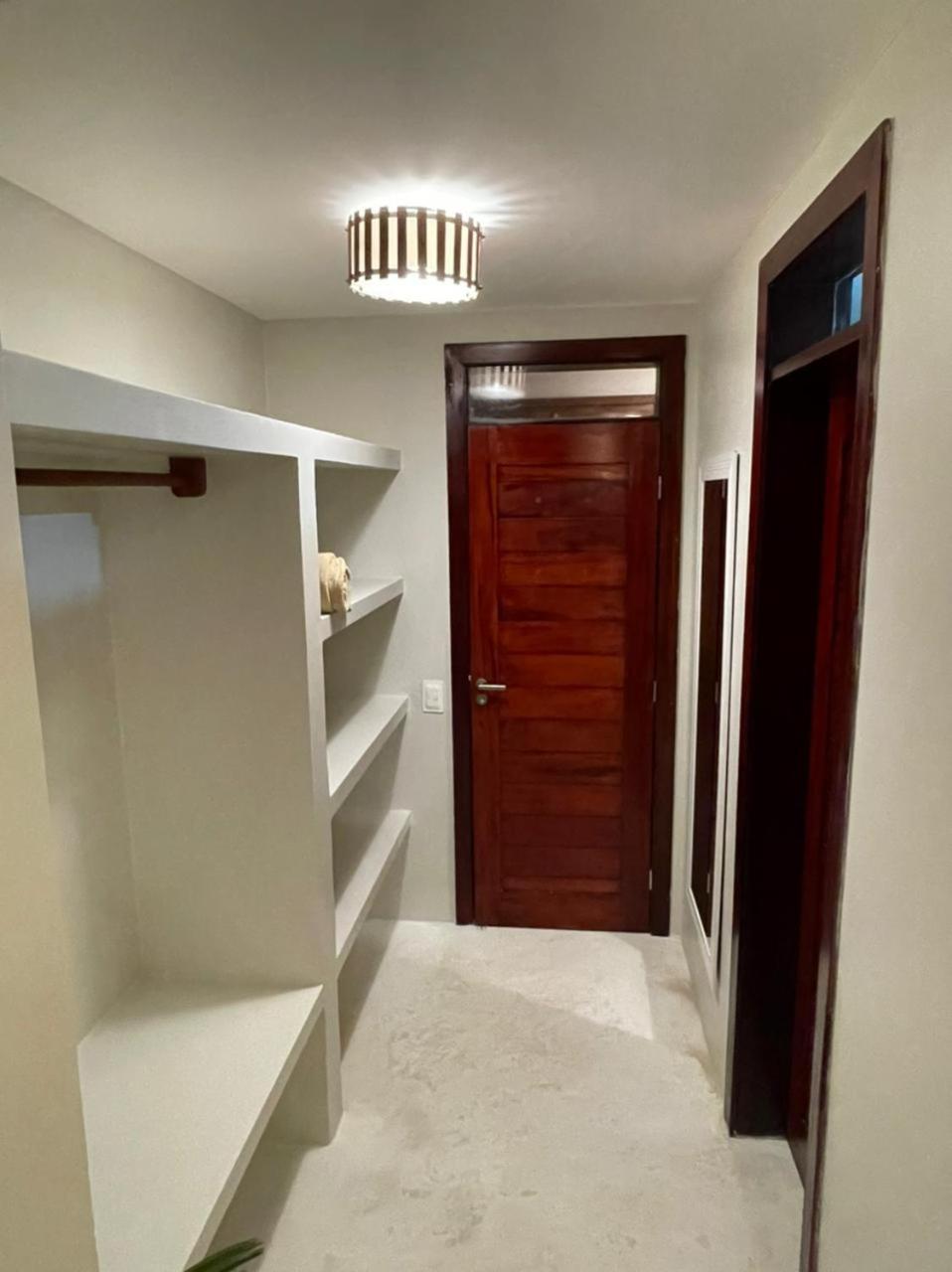 Suite with Balcony - Photo 5