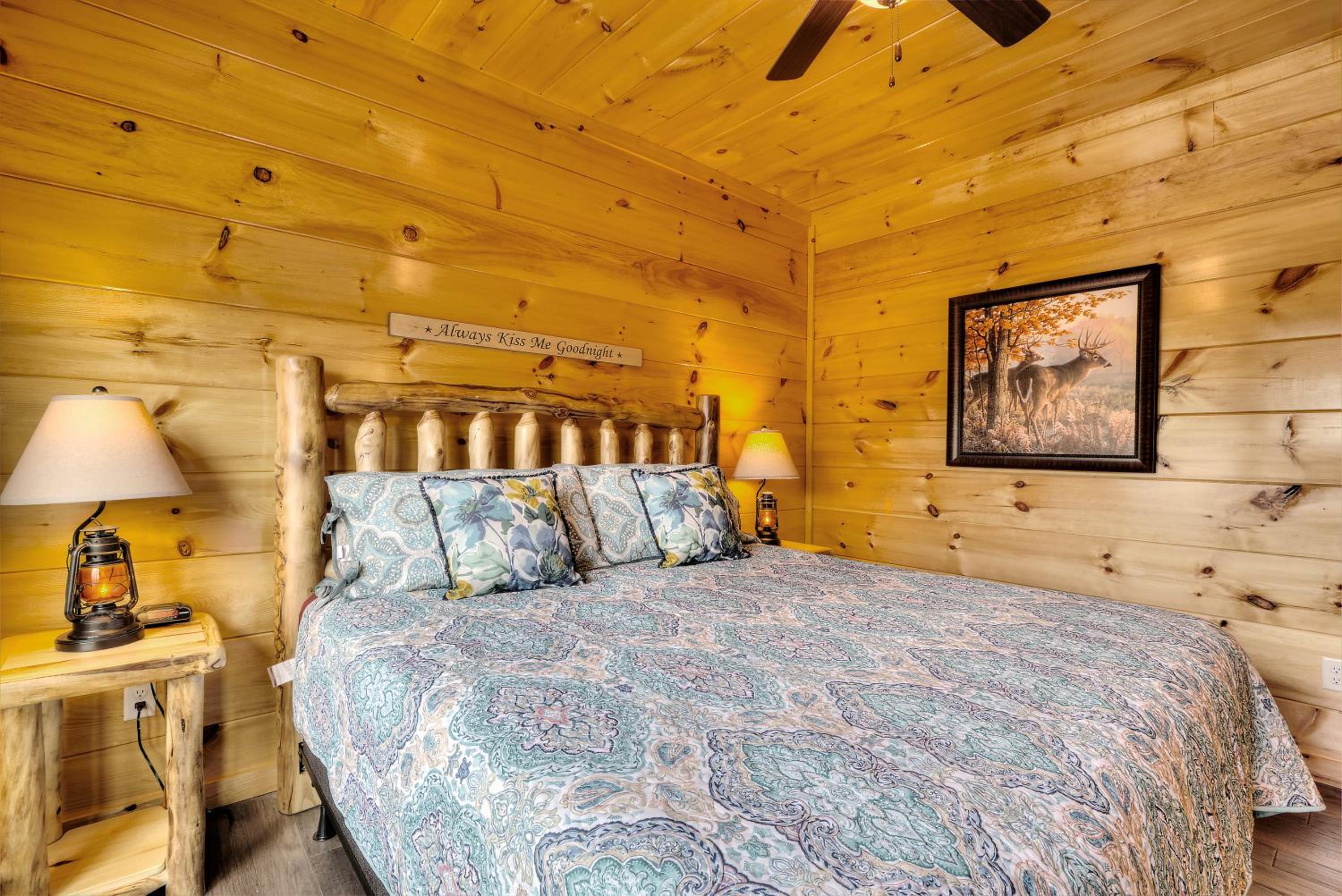 Five-Bedroom House - Photo 10