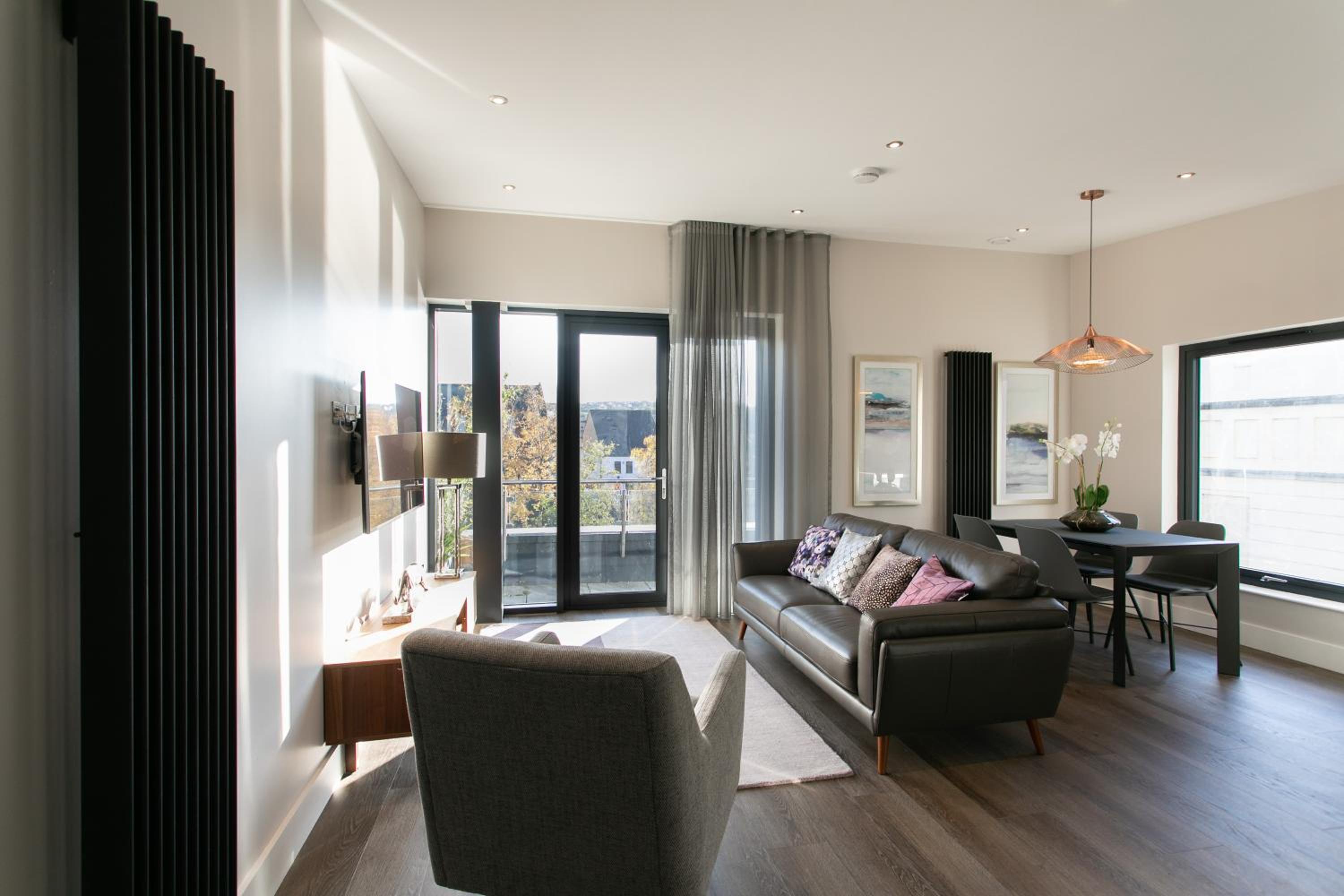 Deluxe Apartment