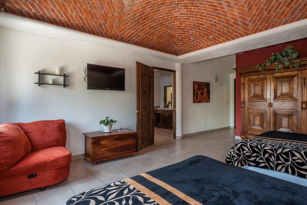 Two-Bedroom Apartment - Not Pet Friendly photo 3