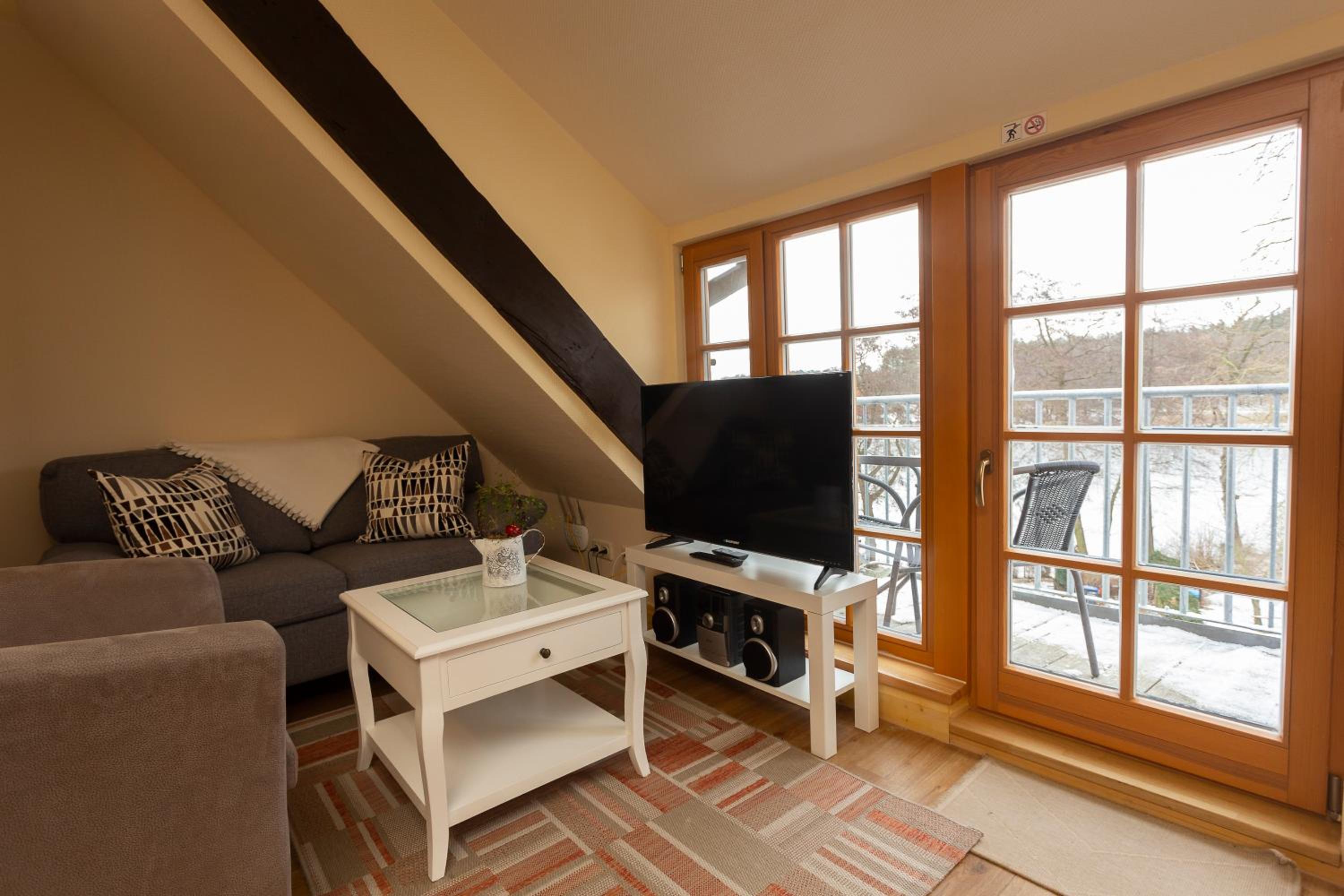 Apartment with Balcony photo 1
