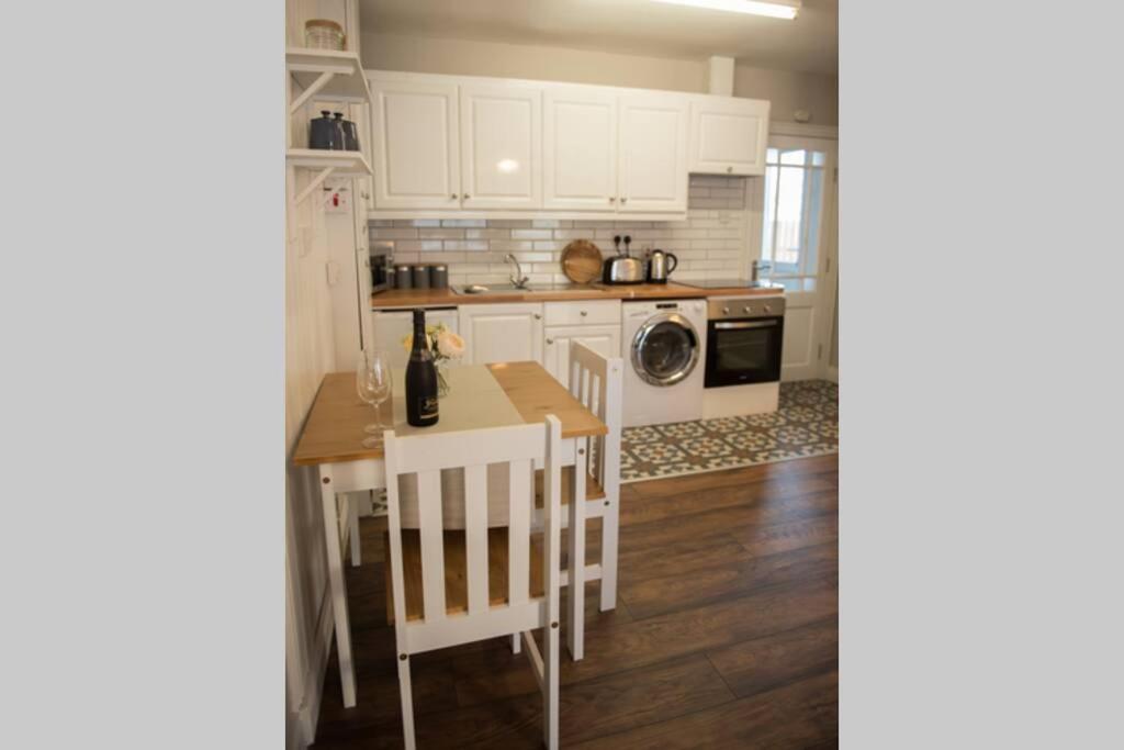 One-Bedroom Apartment - Photo 24