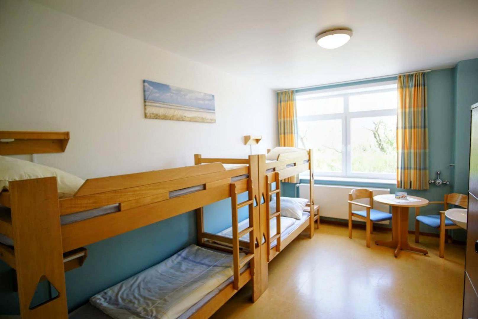Quadruple Room with Private Bathroom photo 1