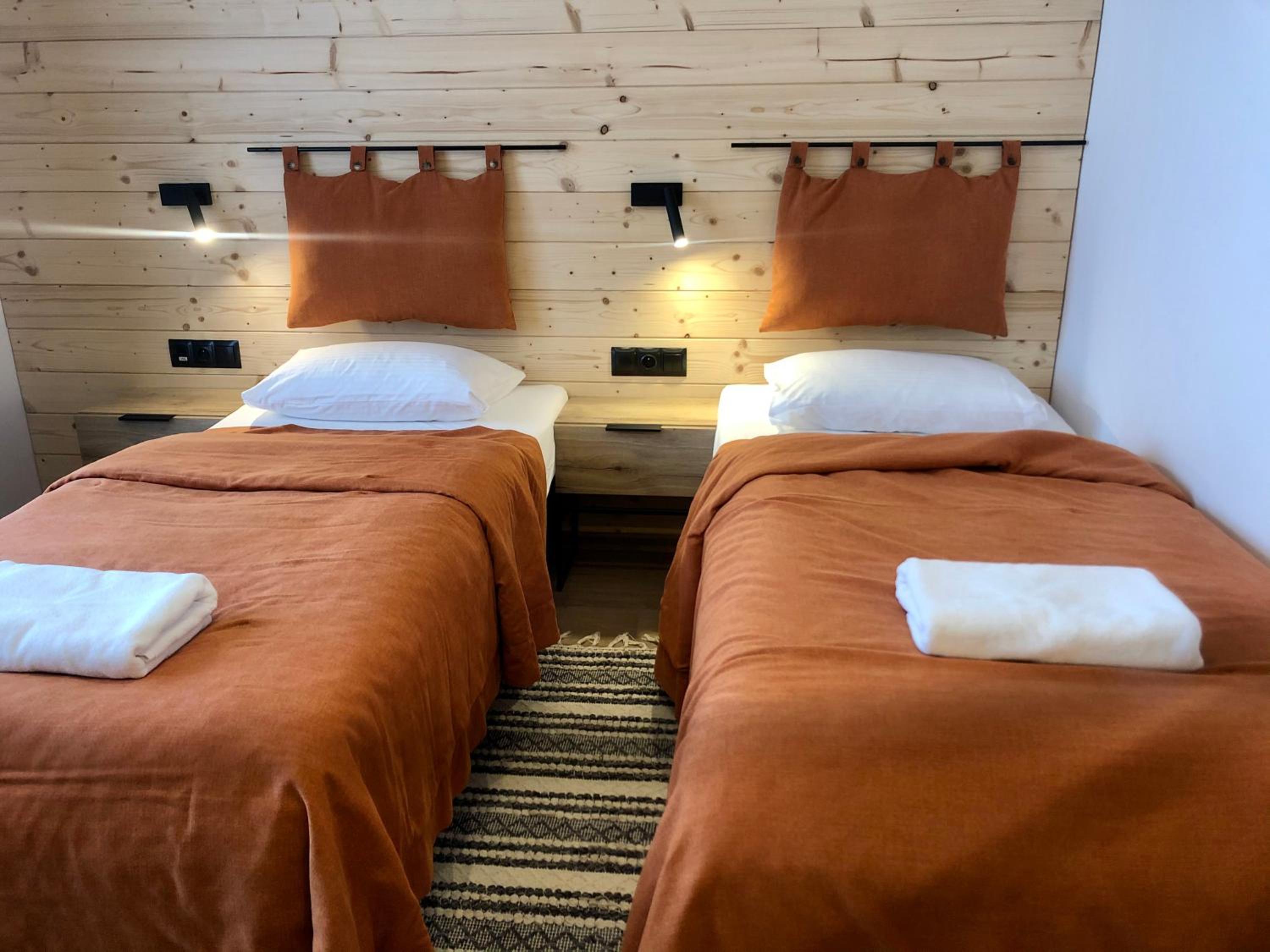 Deluxe Double or Twin Room with Balcony - Photo 1