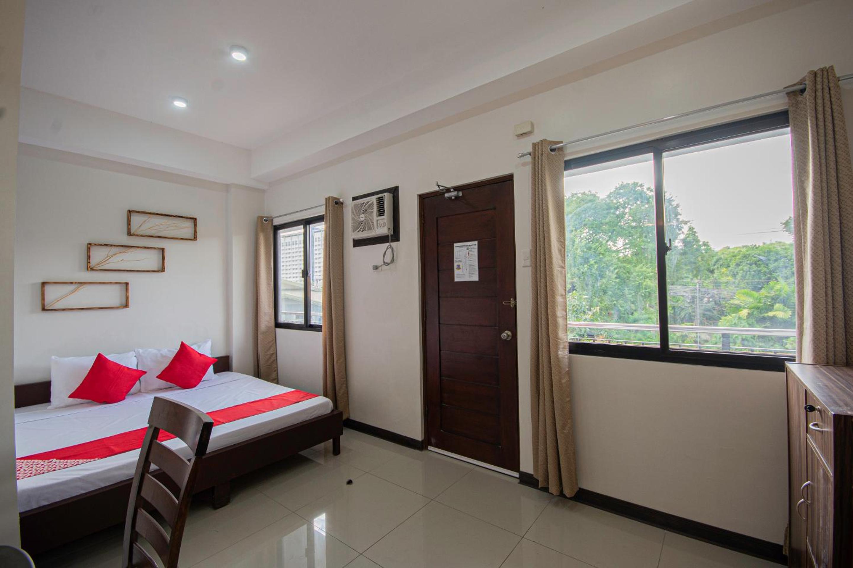 Deluxe Double Room - Photo 5