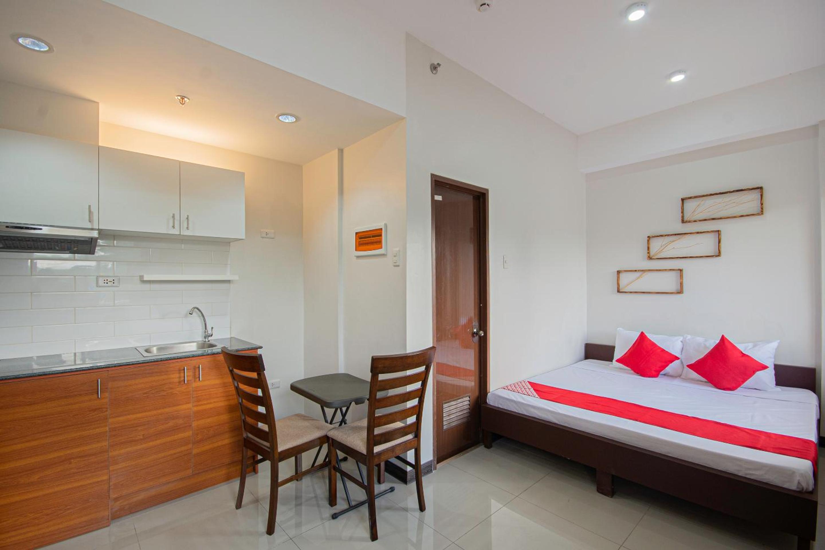 Deluxe Double Room - Photo 3