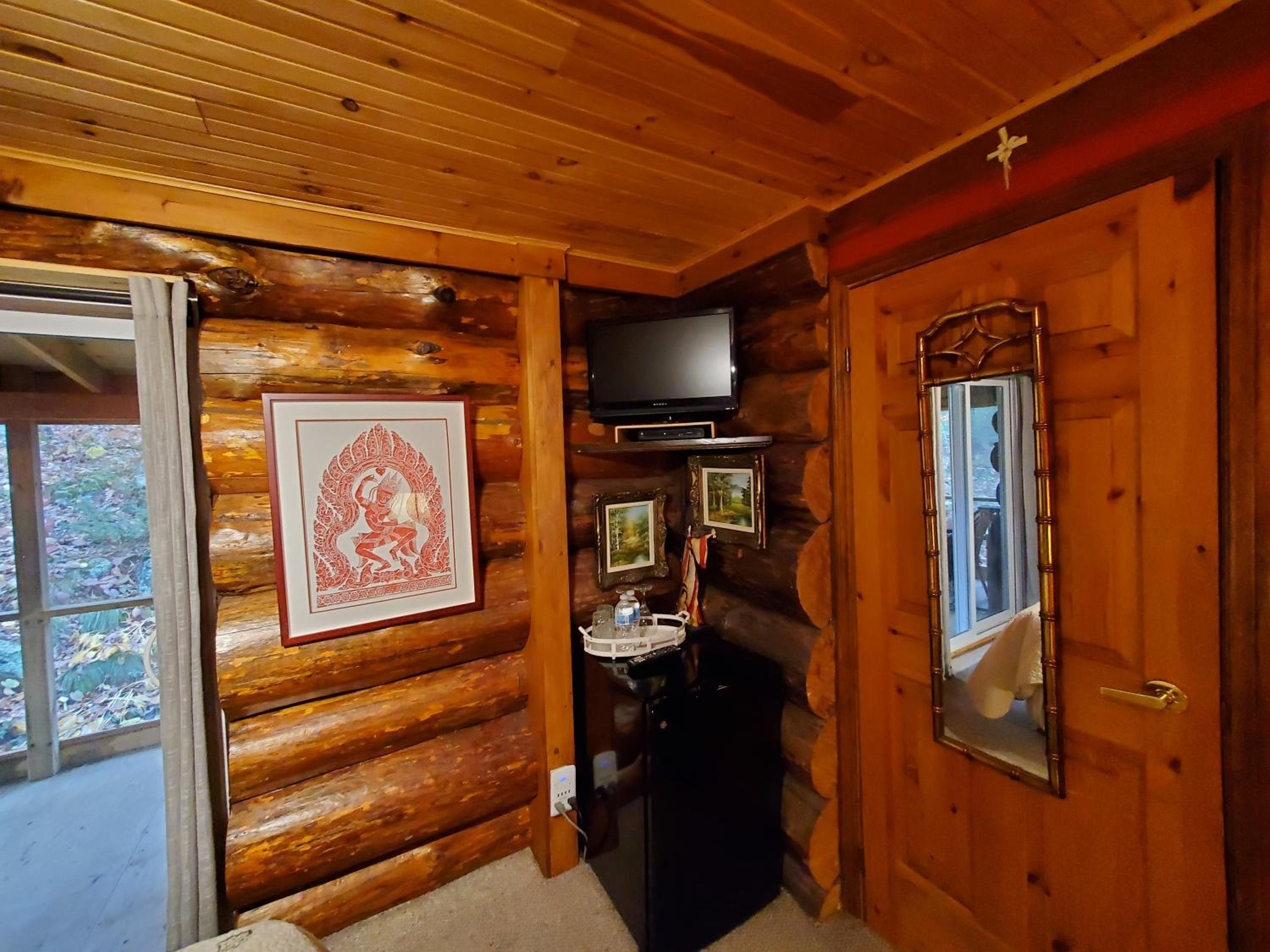 Queen Suite photo 1