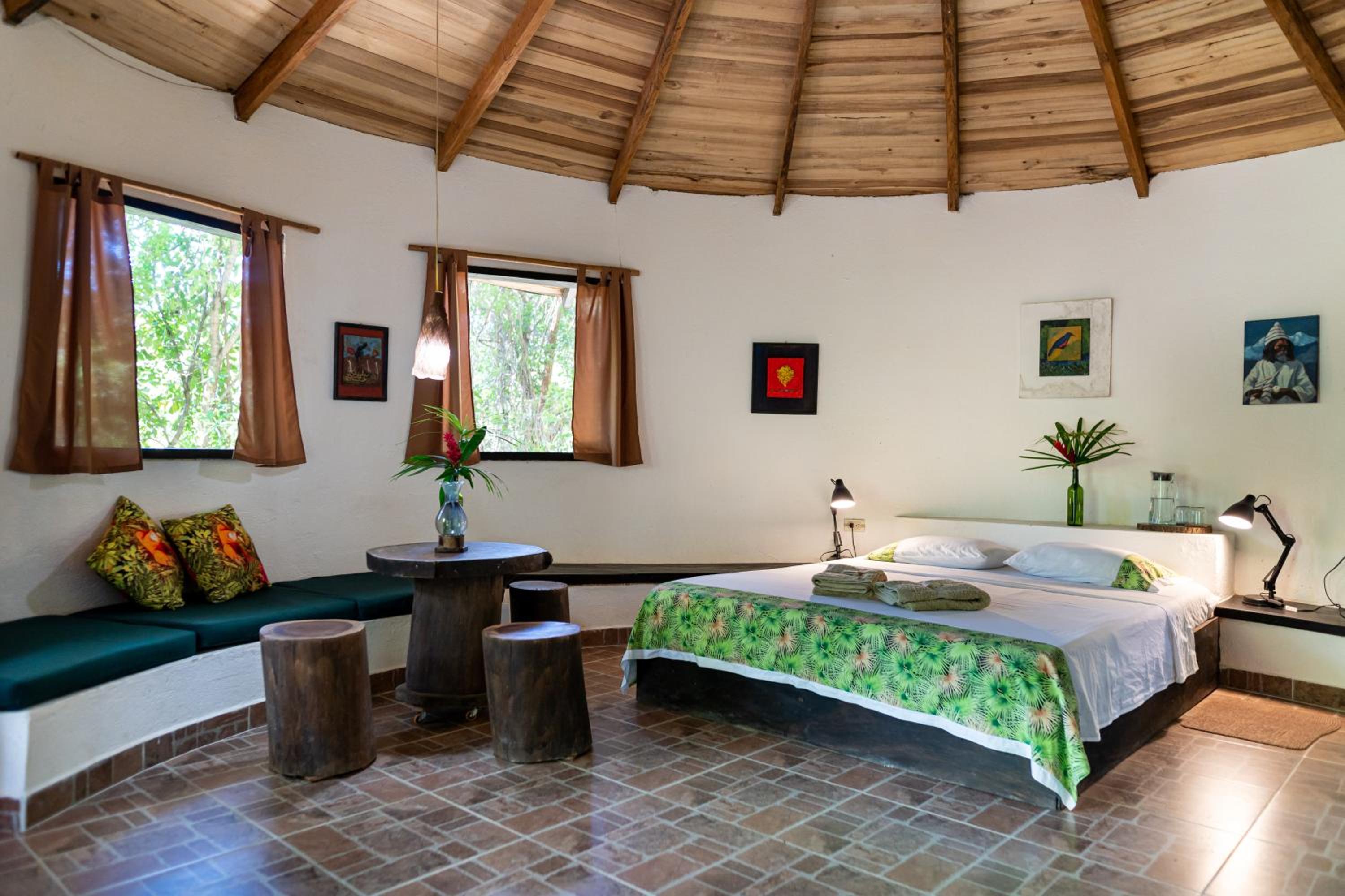 Bungalow (2 Adults) photo 1