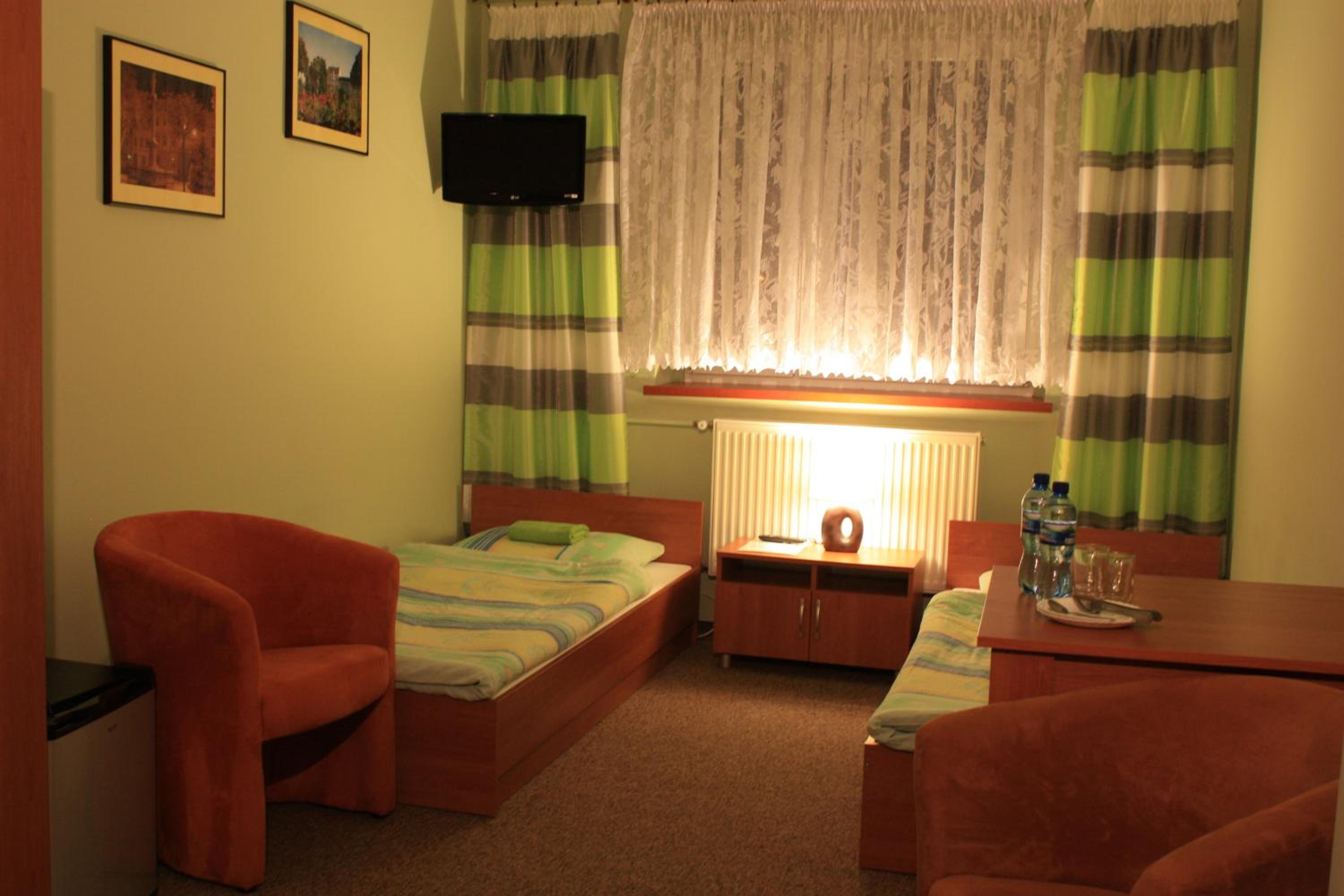 Double or Twin Room - Photo 1