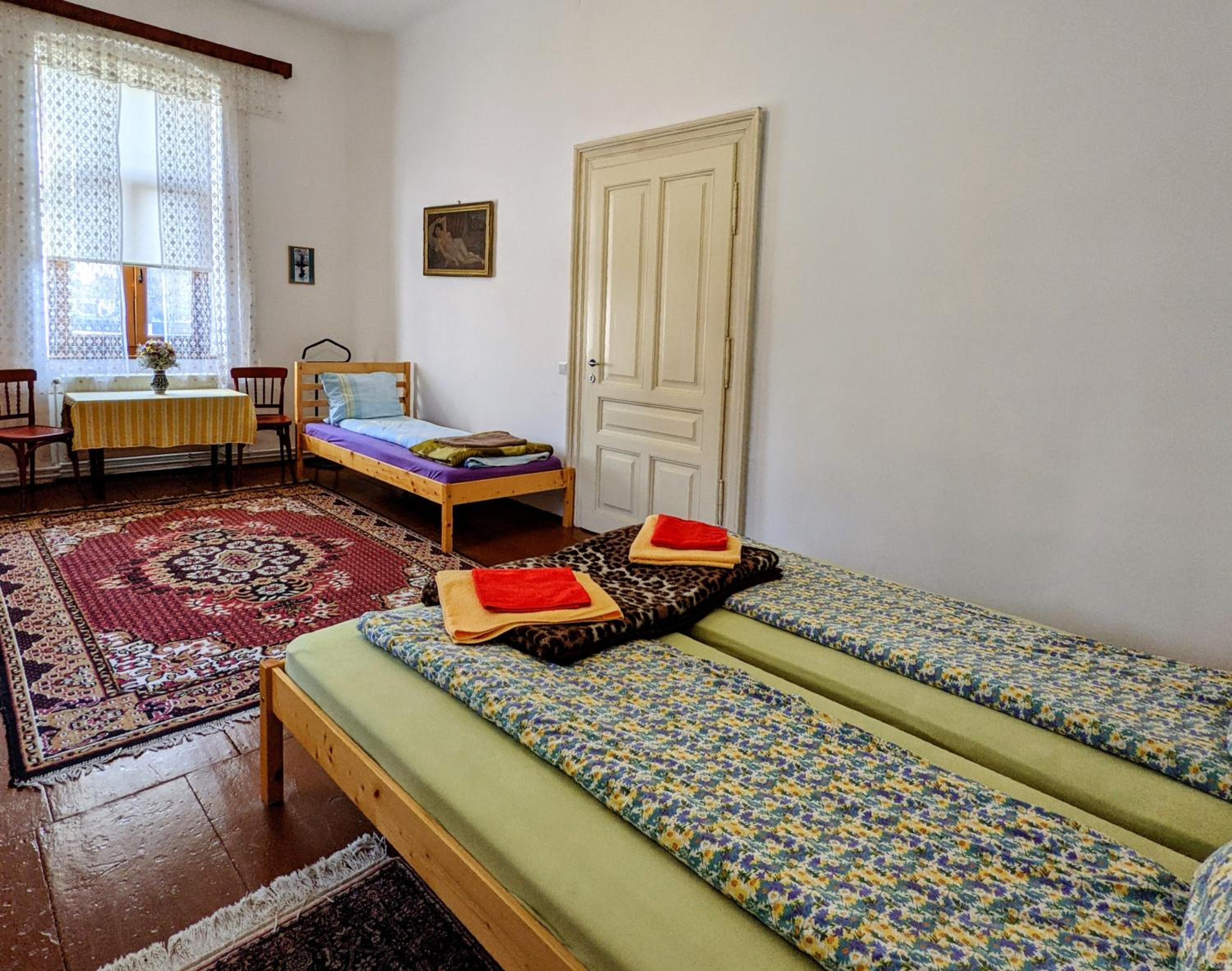 Triple Room with Private Bathroom - Photo 1