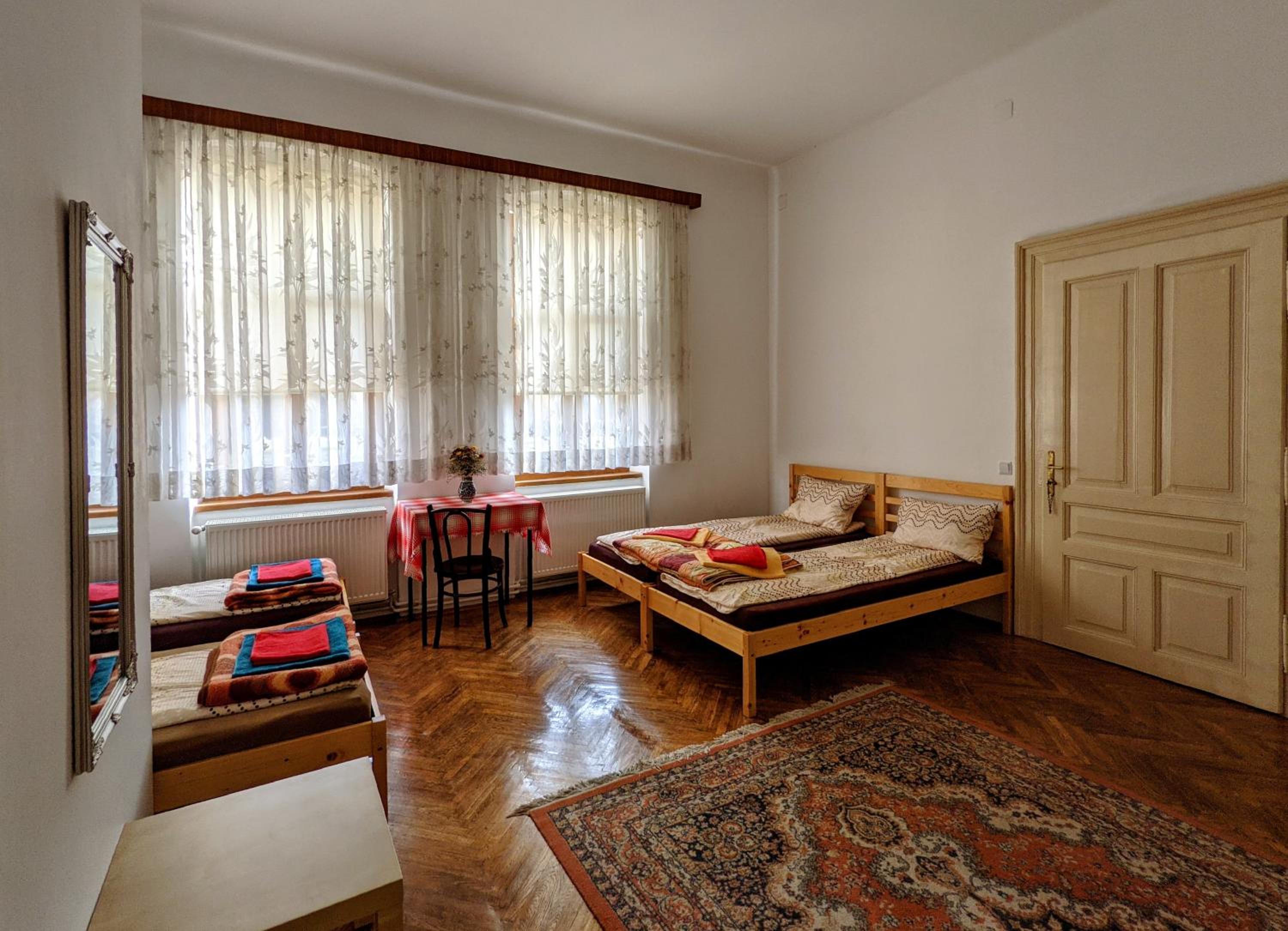 Quadruple Room with Private External Bathroom photo 2