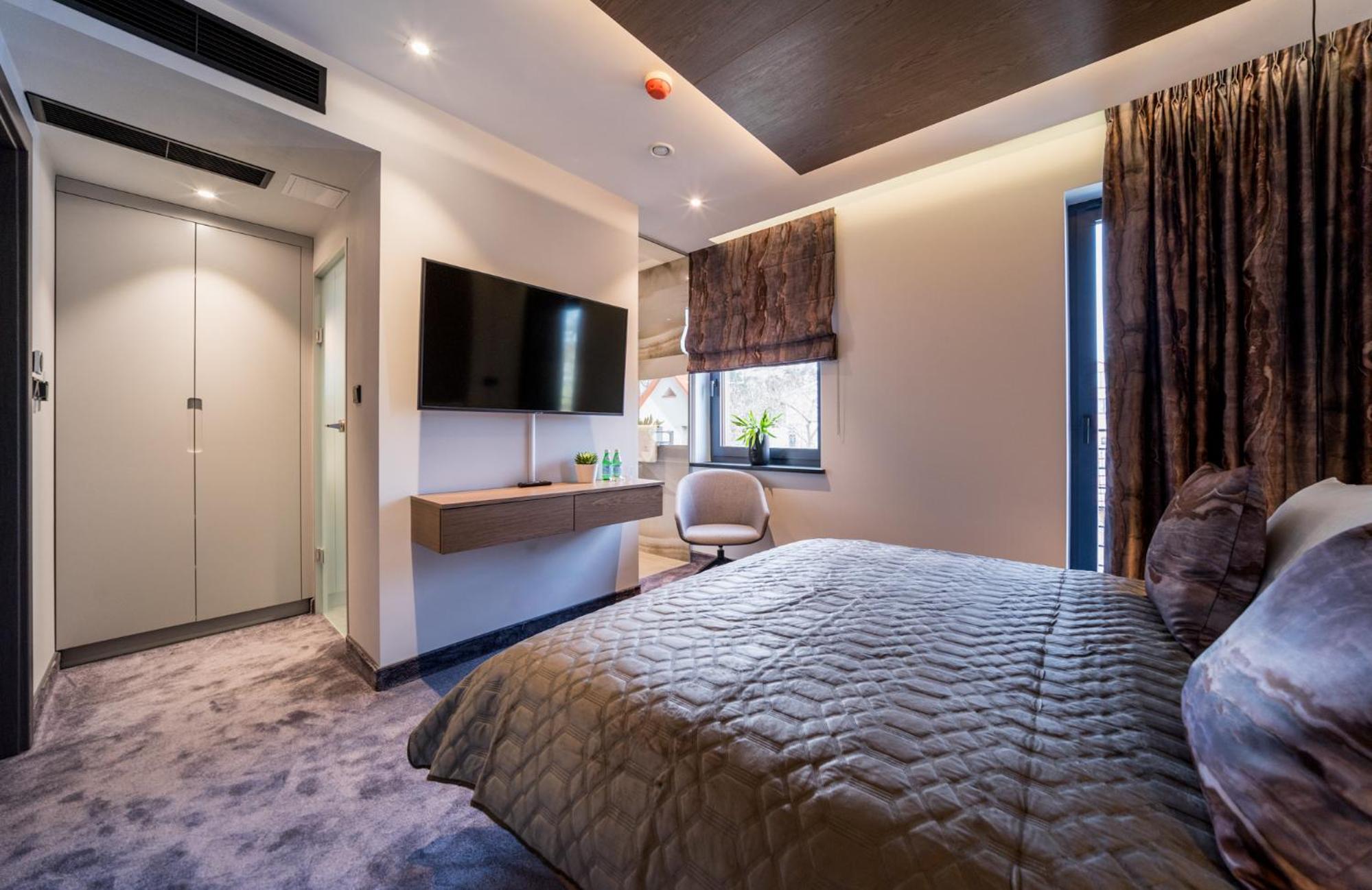 Standard Double Room - Photo 1