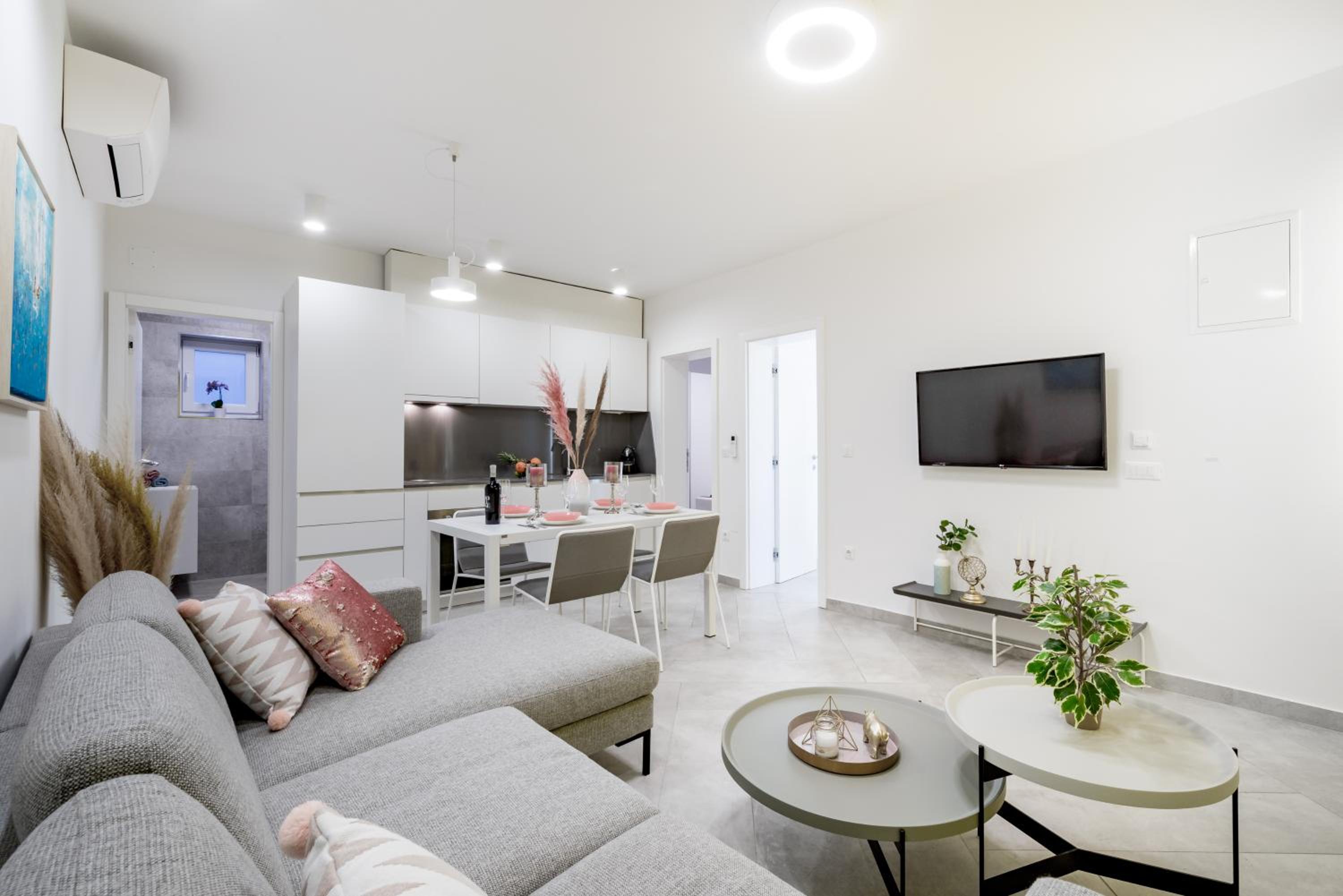 Deluxe Two-Bedroom Apartment with Partial Sea View