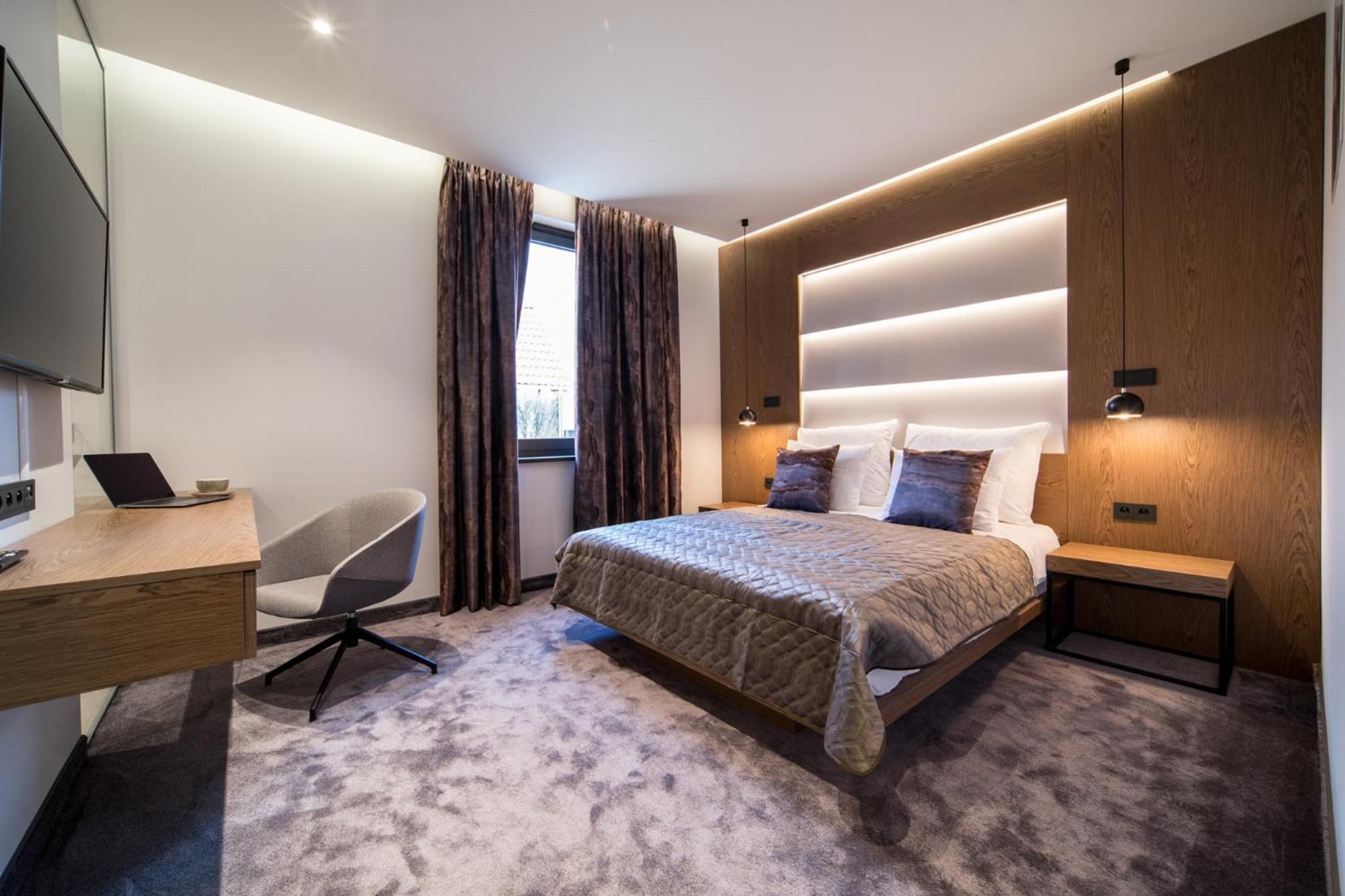 Standard Double Room - Photo 4