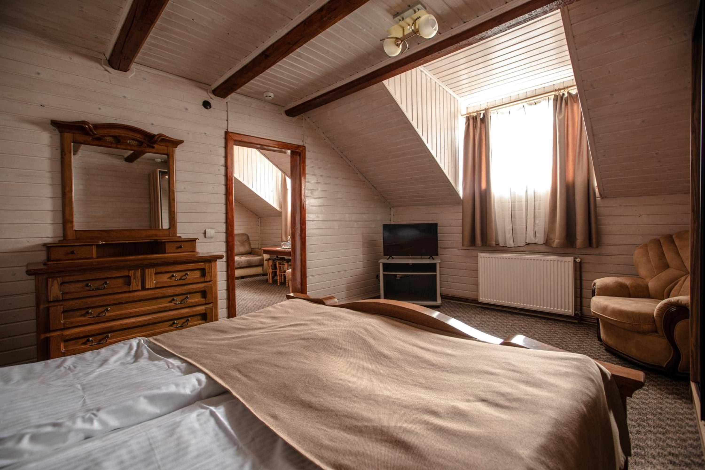 Suite with Balcony photo 2