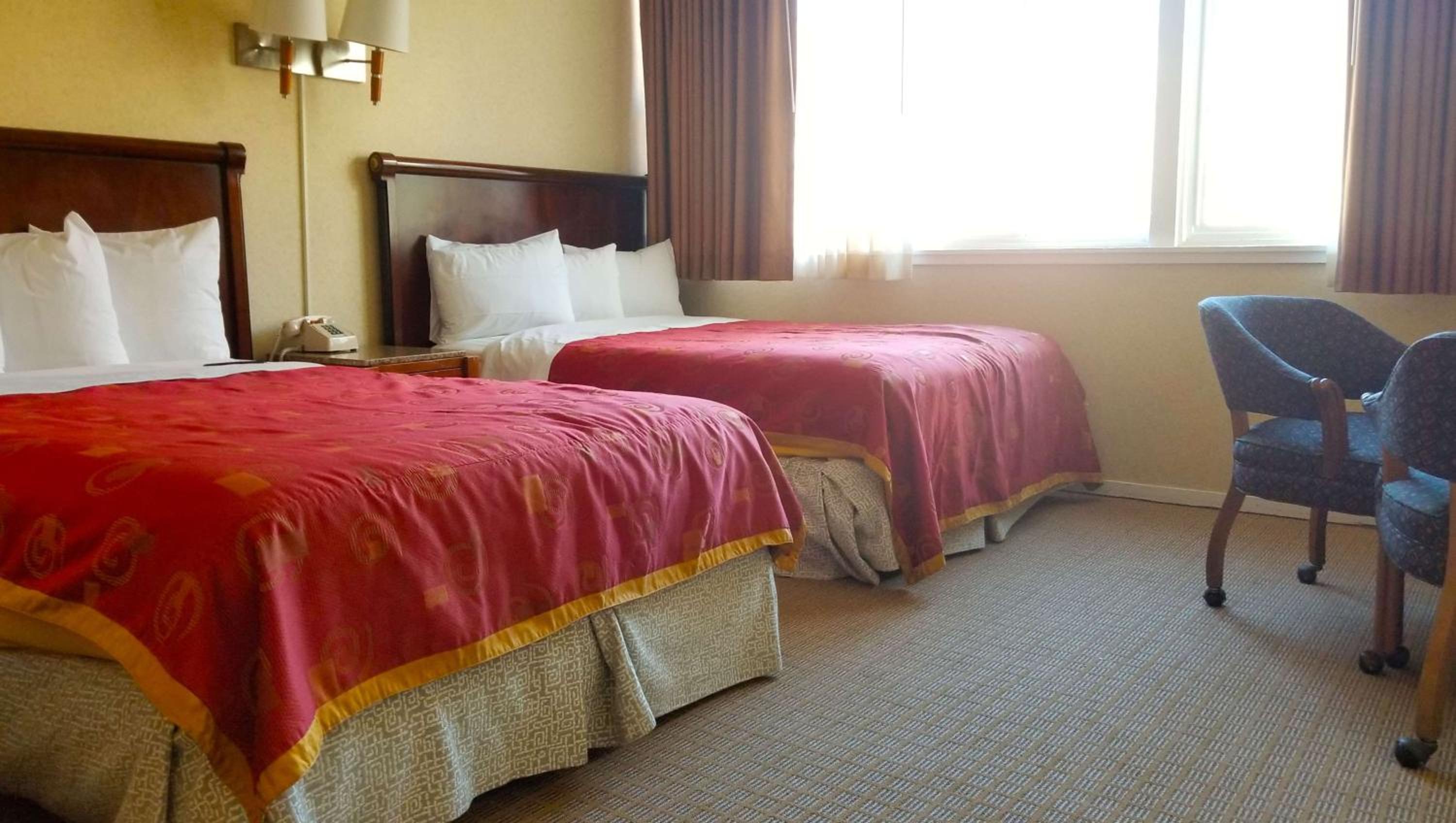 Double Room with Two Double Beds photo 2