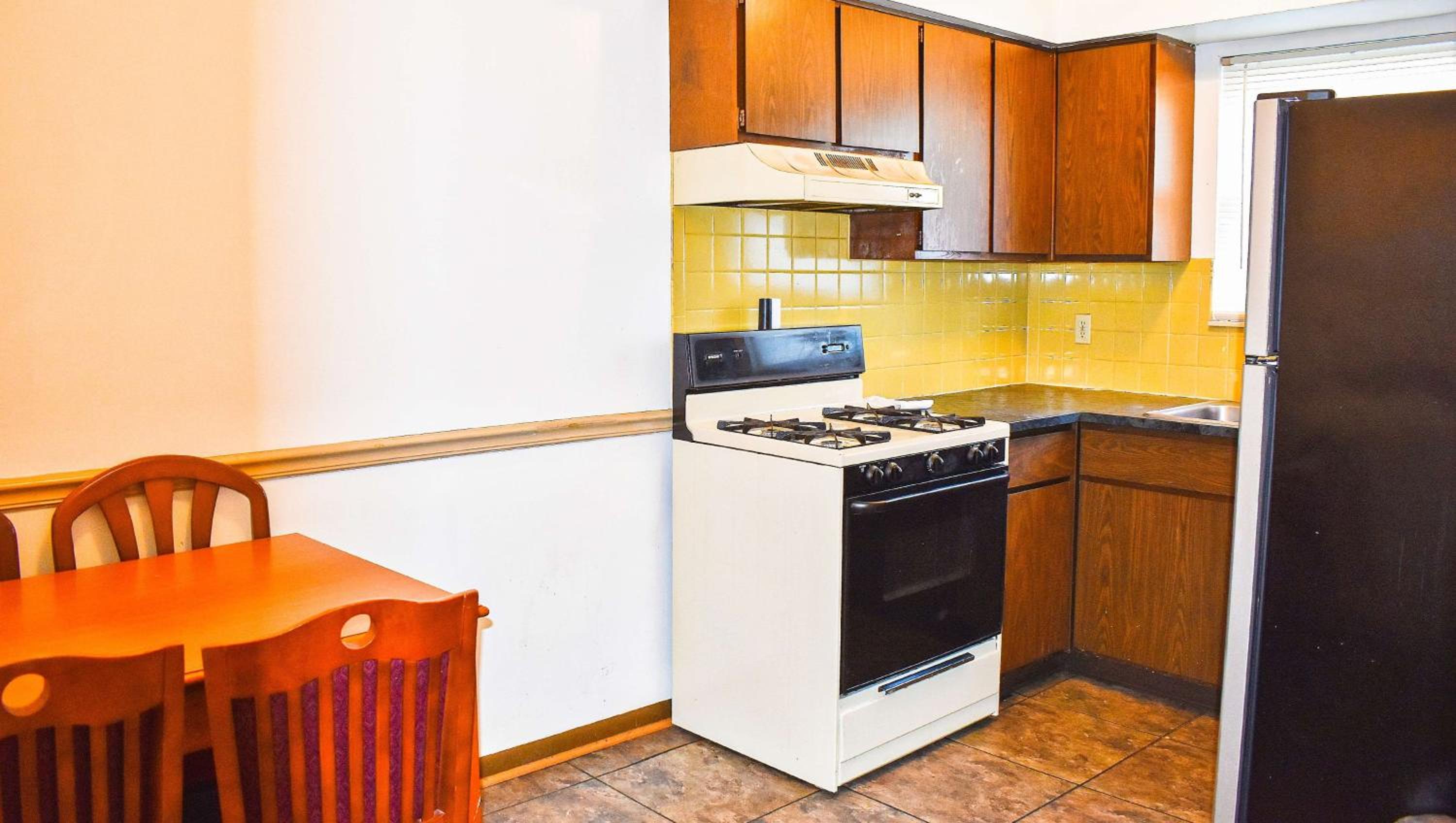 Double Suite with Two Double Beds - Photo 4
