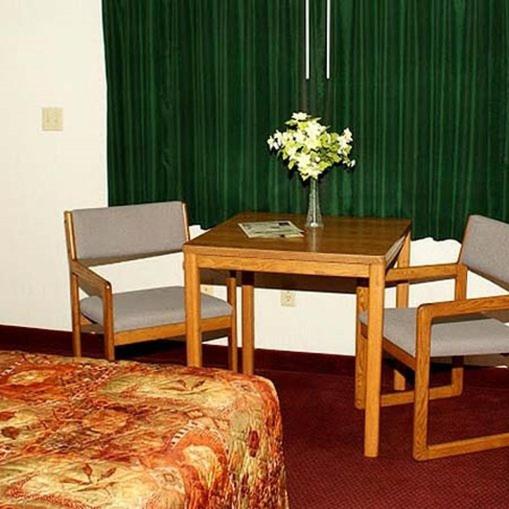 Double Room with Extra Bed photo 2