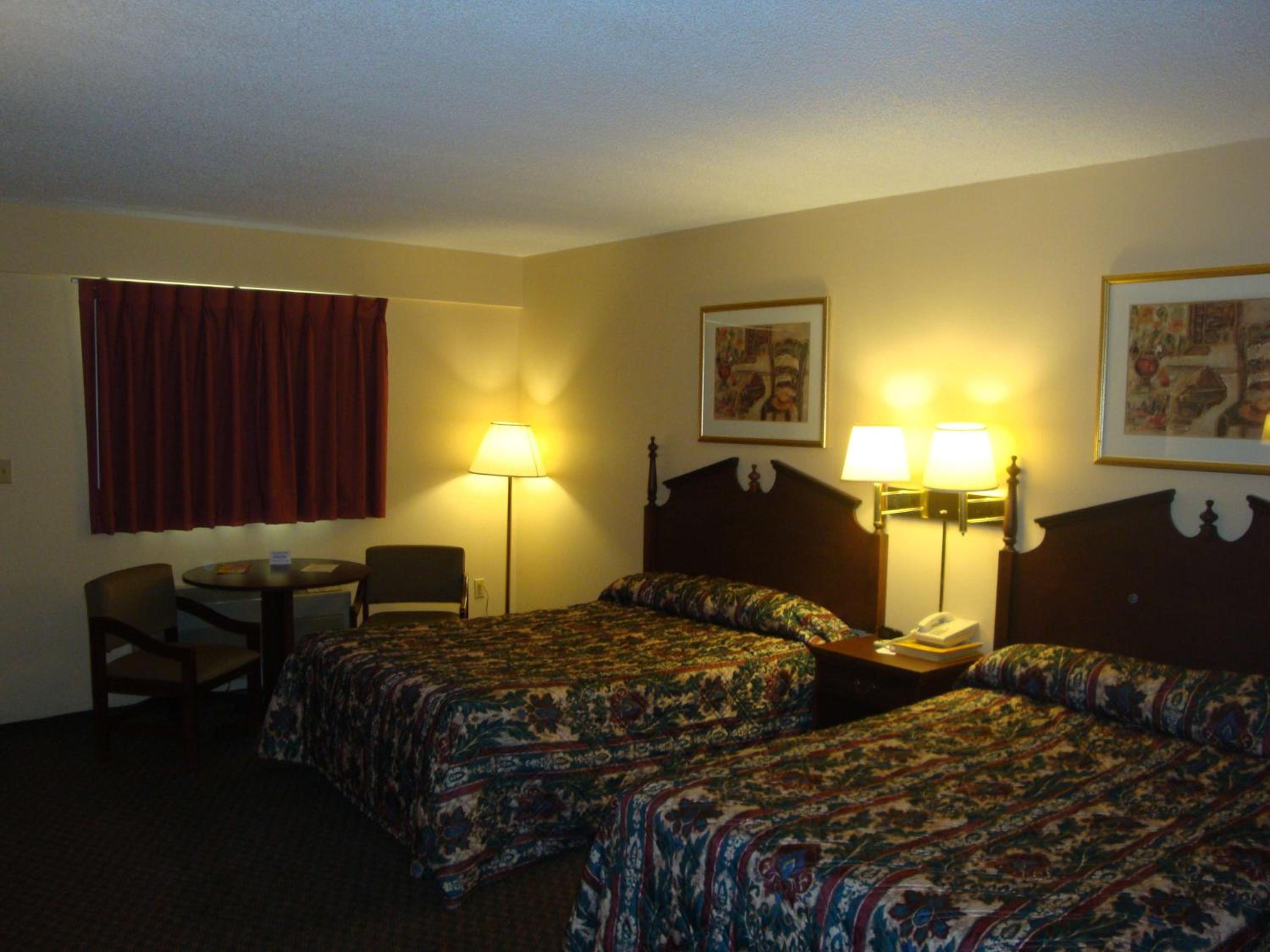 Standard Double Room with Two Double Beds - Photo 3